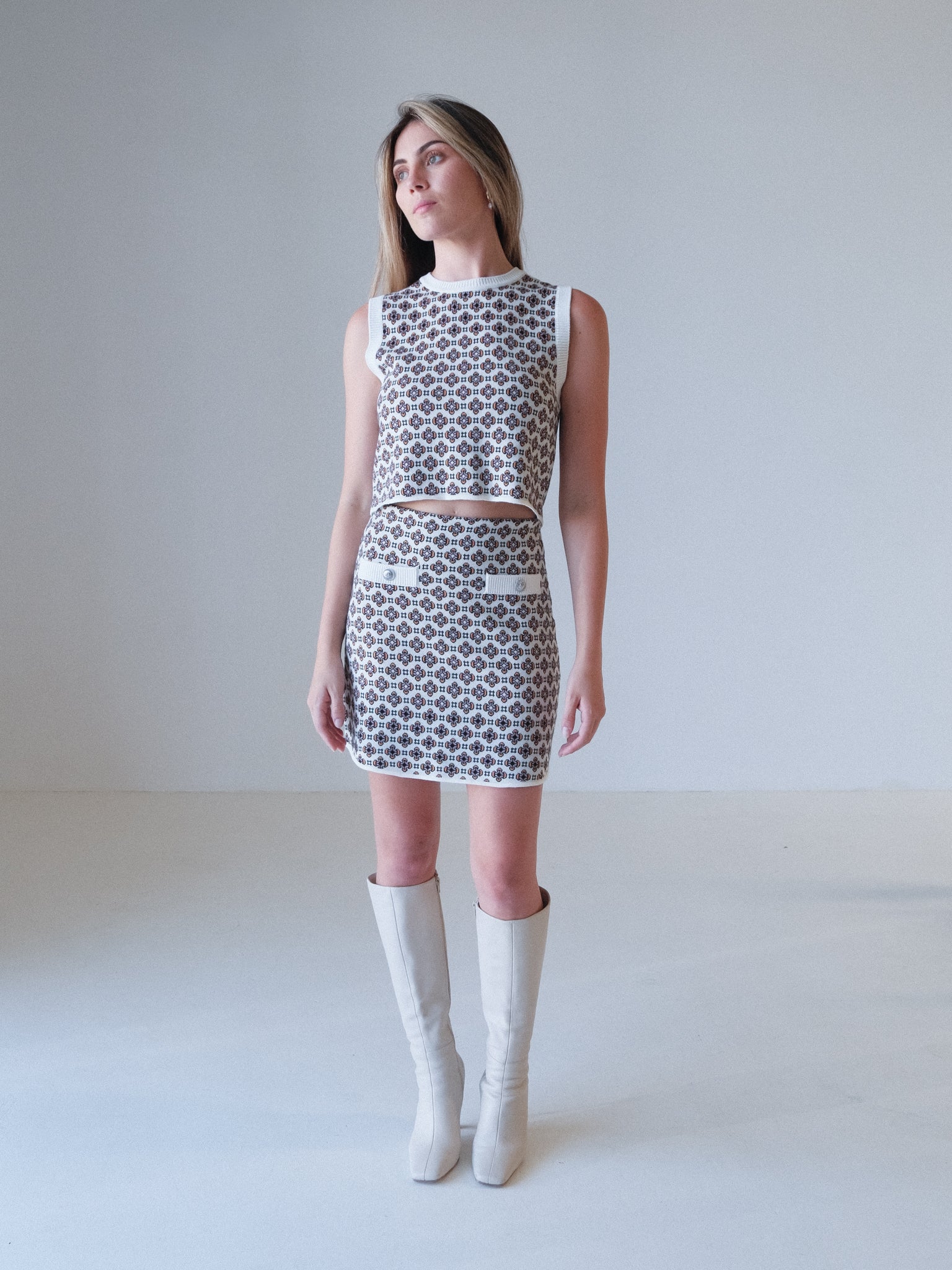 Contrasting Jacquard Knit Mini Skirt, Size FR 36 | AU 8
