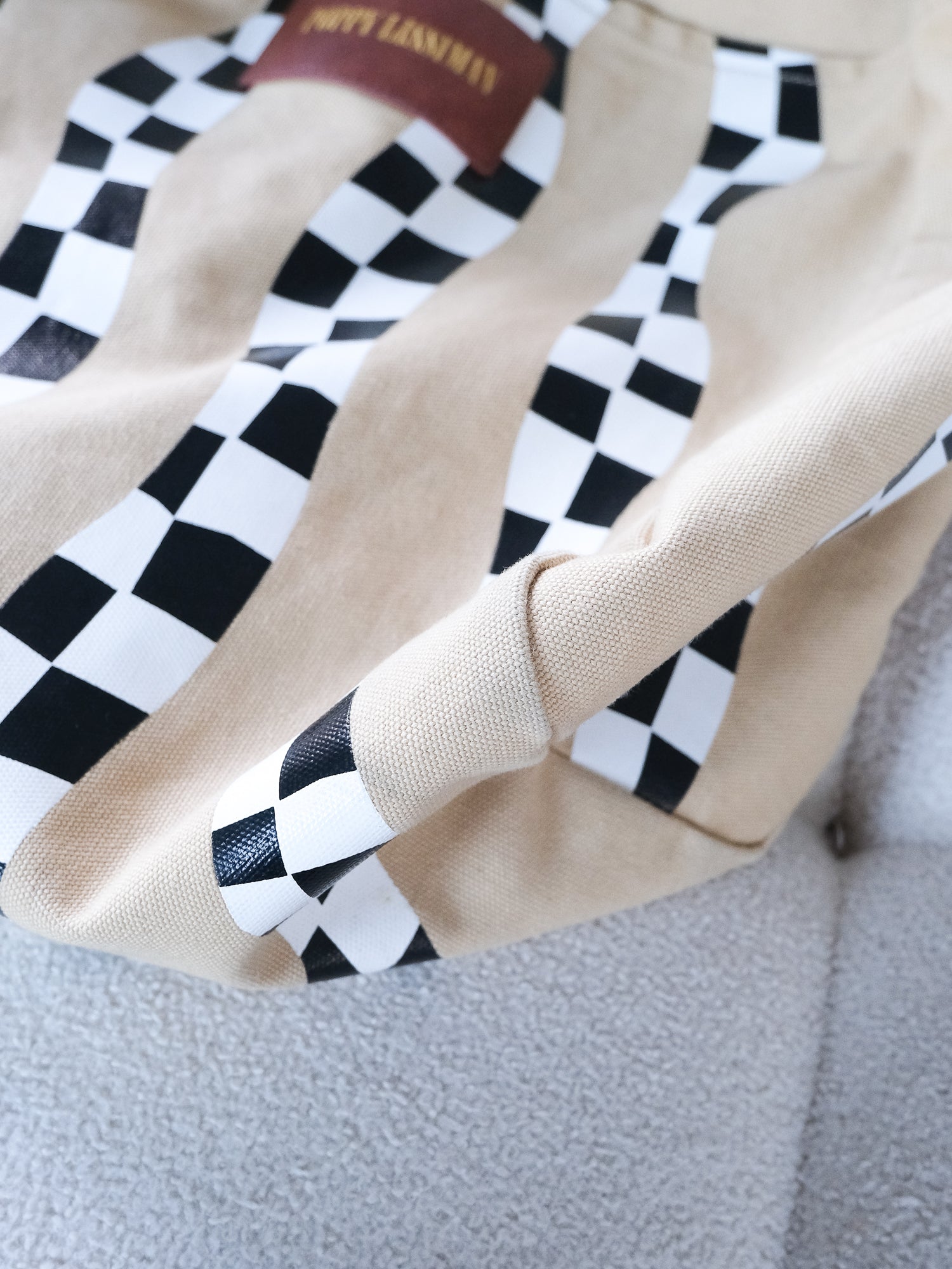 'Polanco' Taxi Squiggle Sand Tote Bag