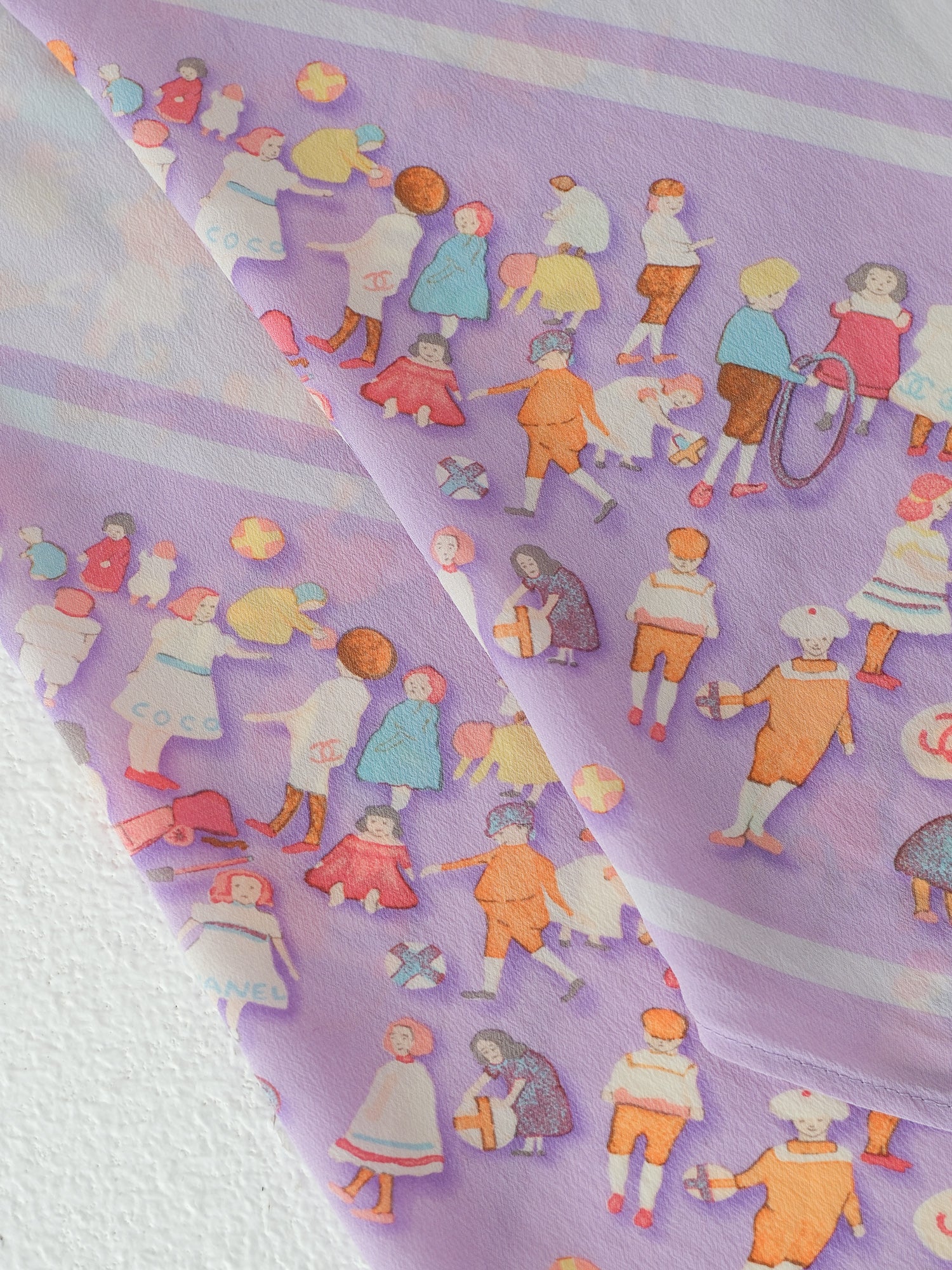 Vintage 'Poupées' Print Silk Neck Scarf