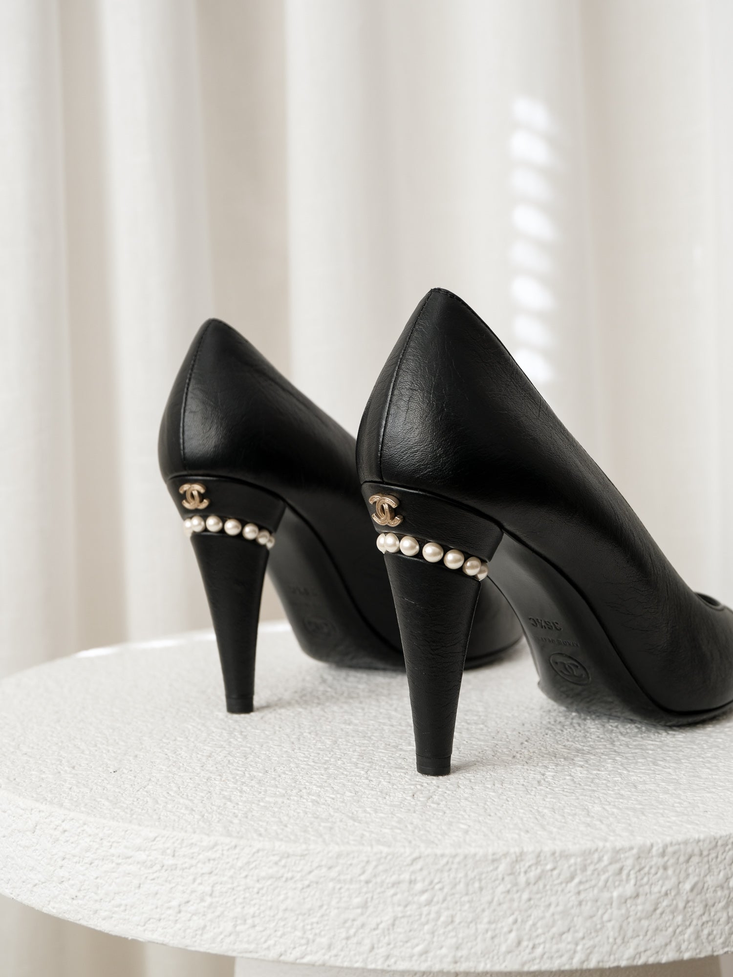 Cruise 2015 Pearl Embellished Pumps, Size 36.5C