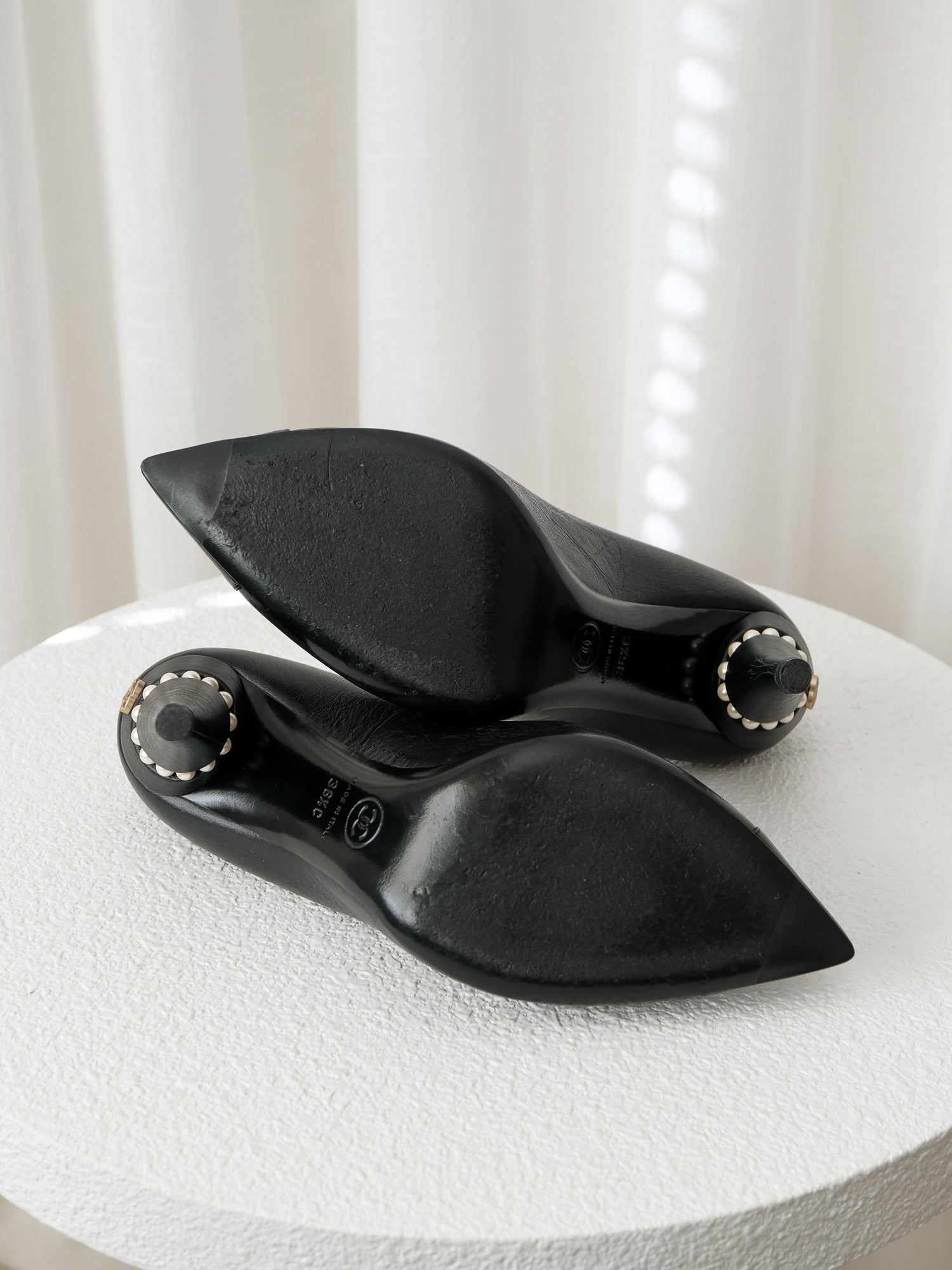 Cruise 2015 Pearl Embellished Pumps, Size 36.5C