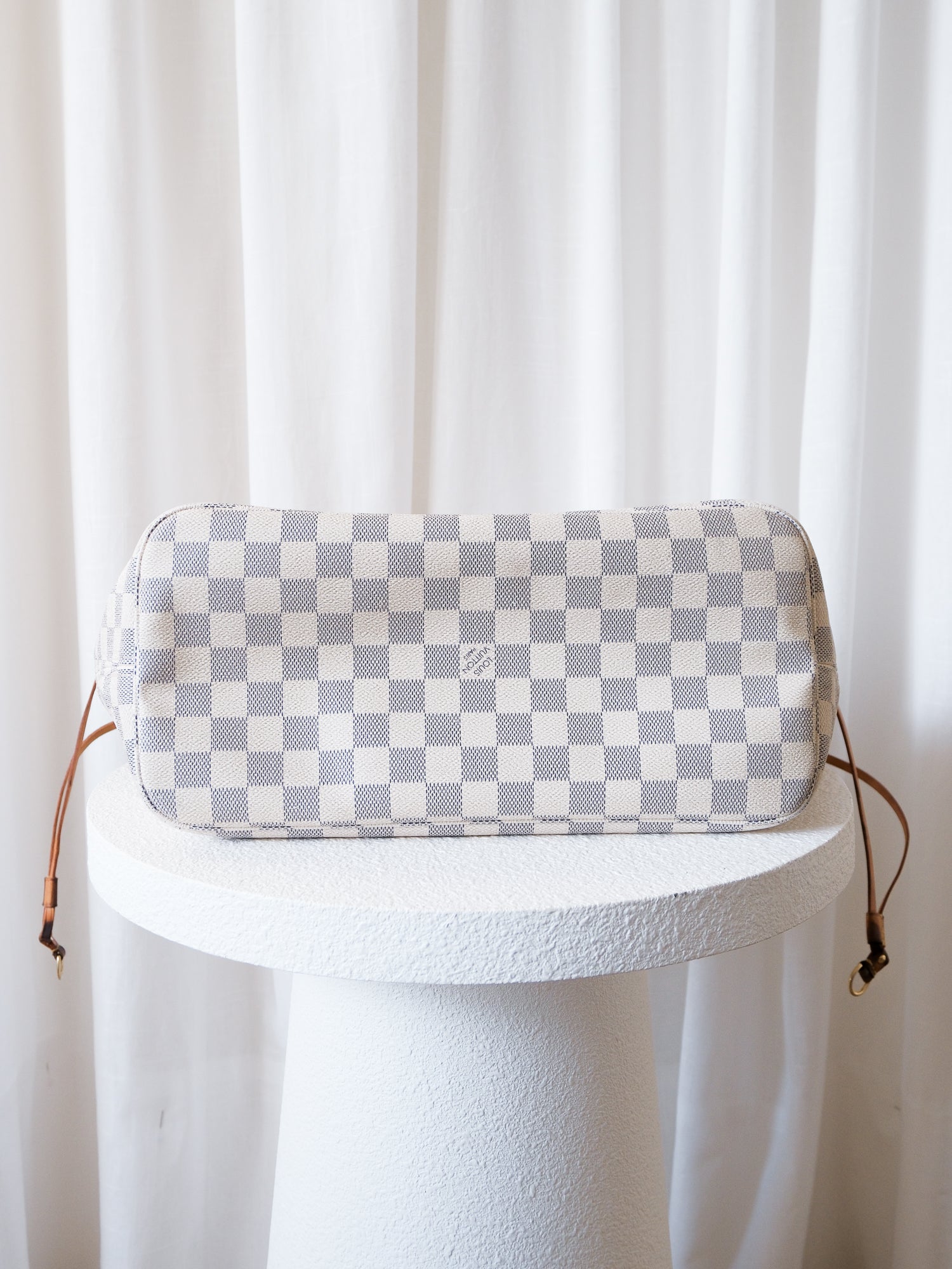 'Neverfull' MM Damier Azur Canvas Tote Bag