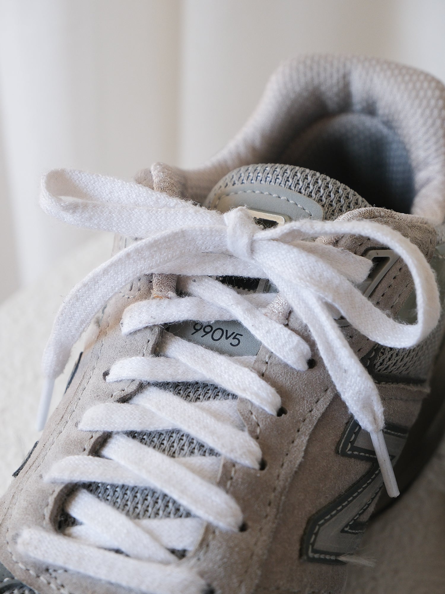 '990v5' Sneakers, Size 37