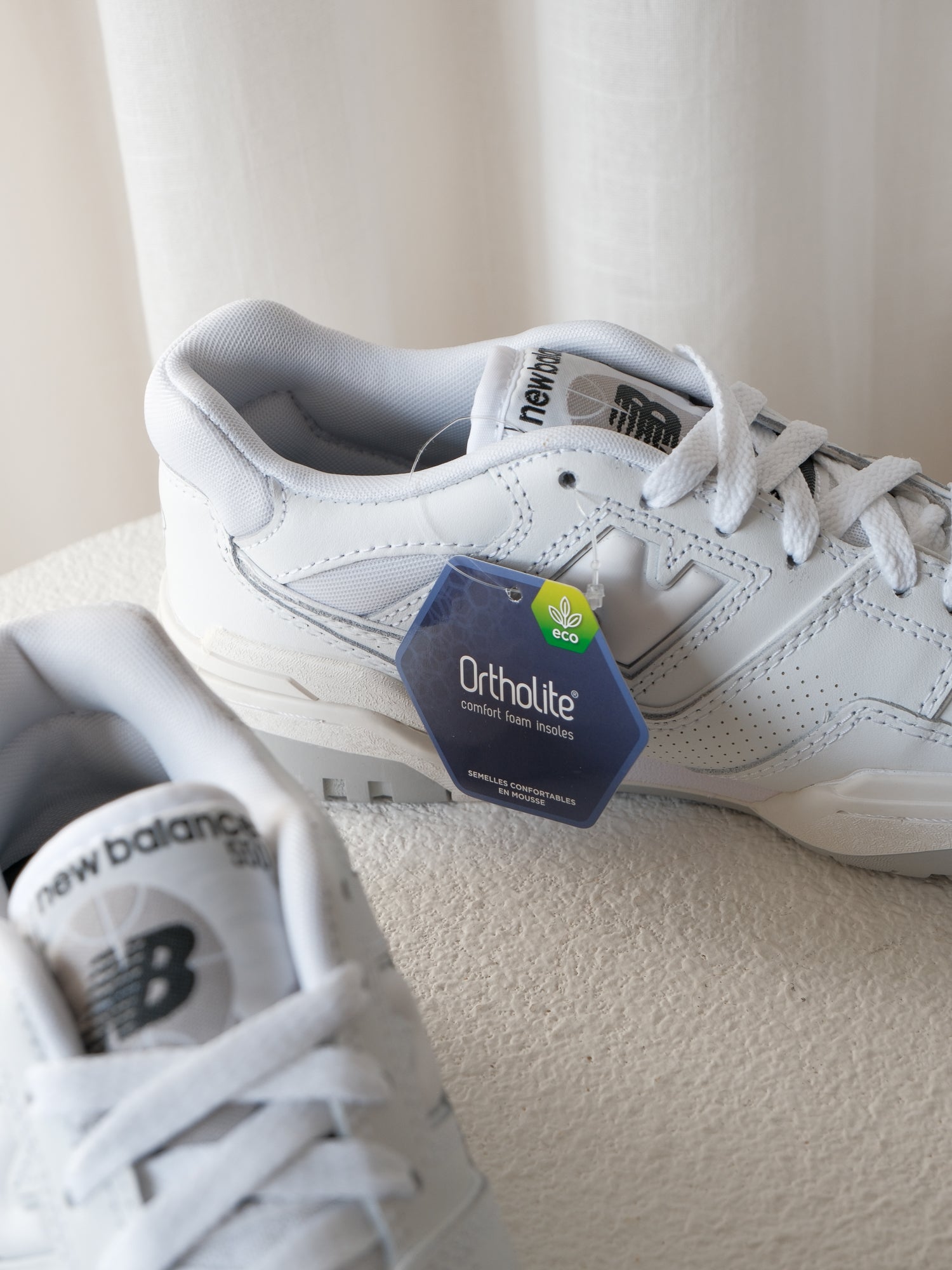 NB 550 Unisex Sneakers, Size 37.5