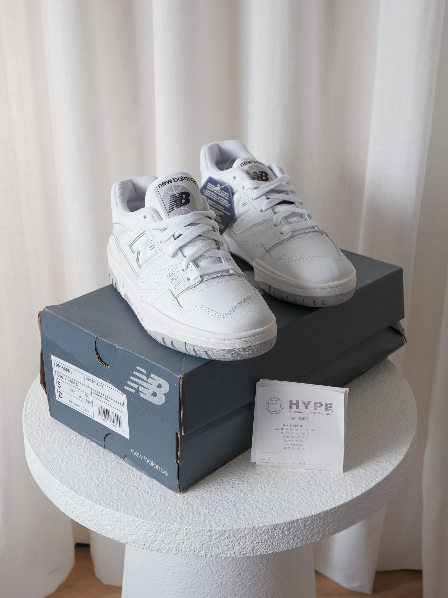 NB 550 Unisex Sneakers, Size 37.5