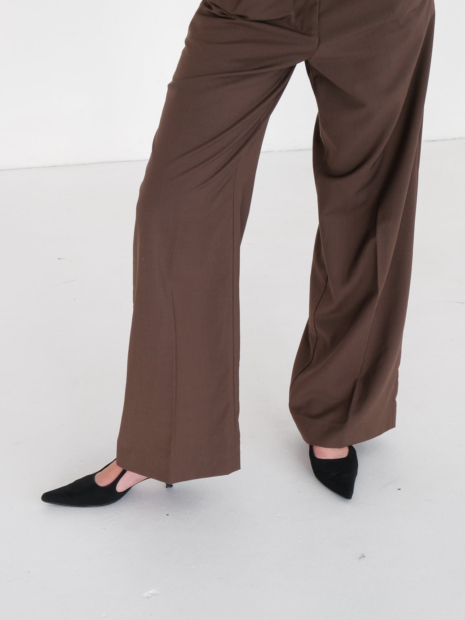Relaxed Tailored Trouser, Size 2 | AU 8