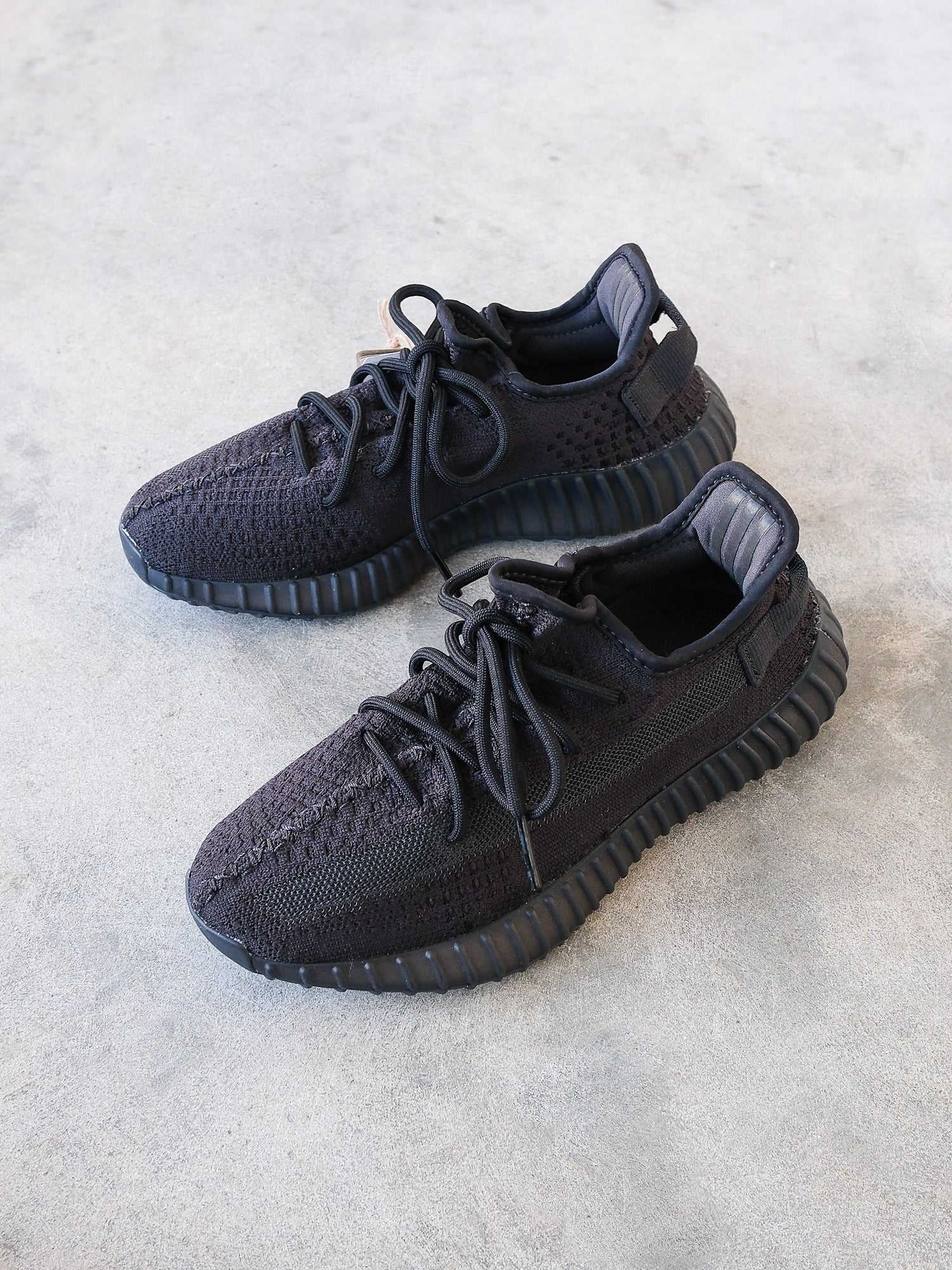 Boost 350 V2 Sneakers, Size US 5.5 | EU 38