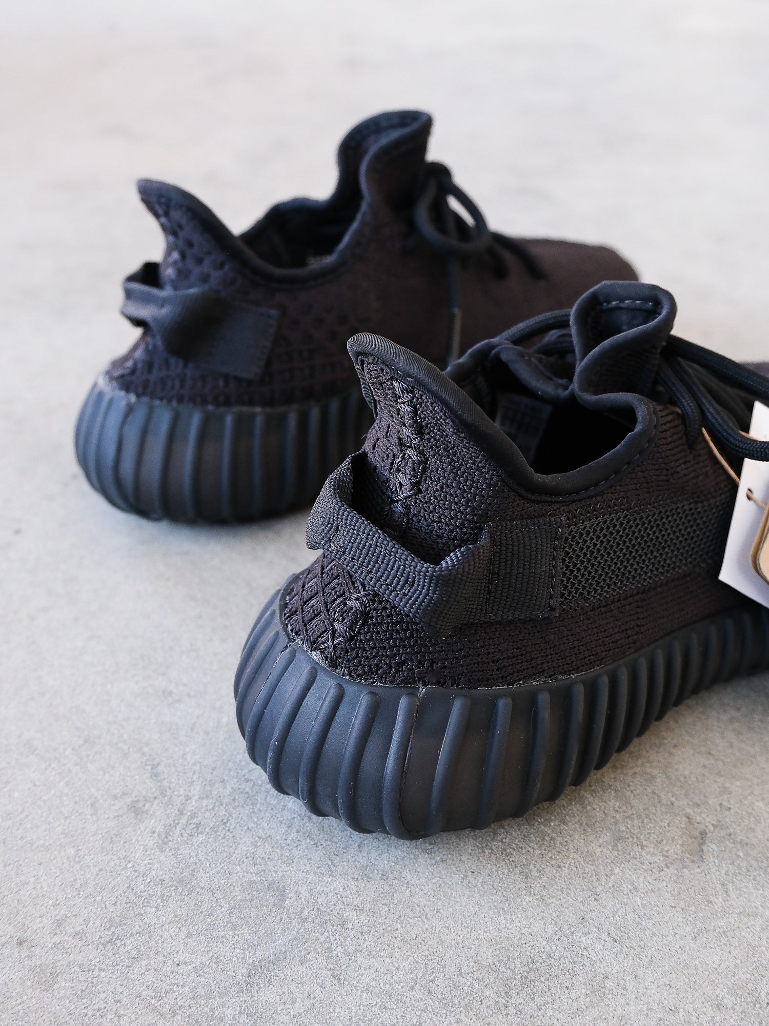 Boost 350 V2 Sneakers, Size US 5.5 | EU 38