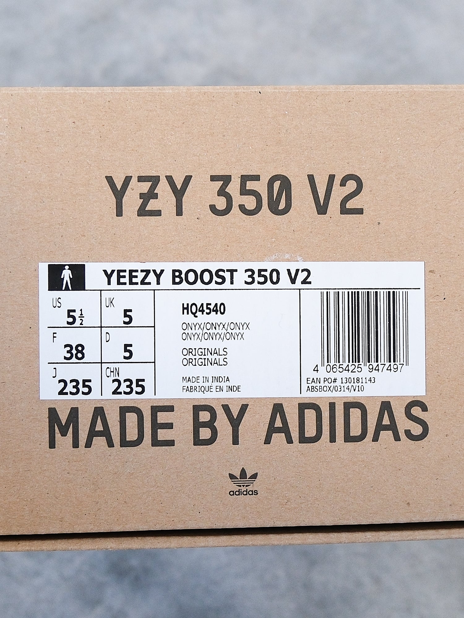 Boost 350 V2 Sneakers, Size US 5.5 | EU 38