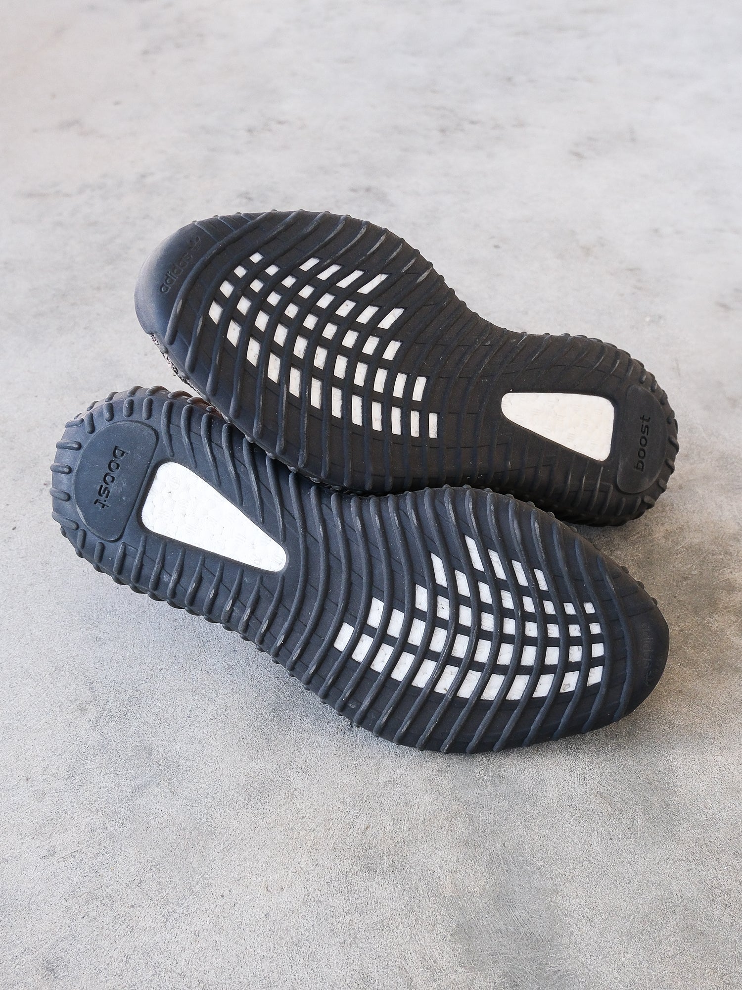 Men's Boost 350 V2 Sneakers, Size US 12 | EU 46 2/3