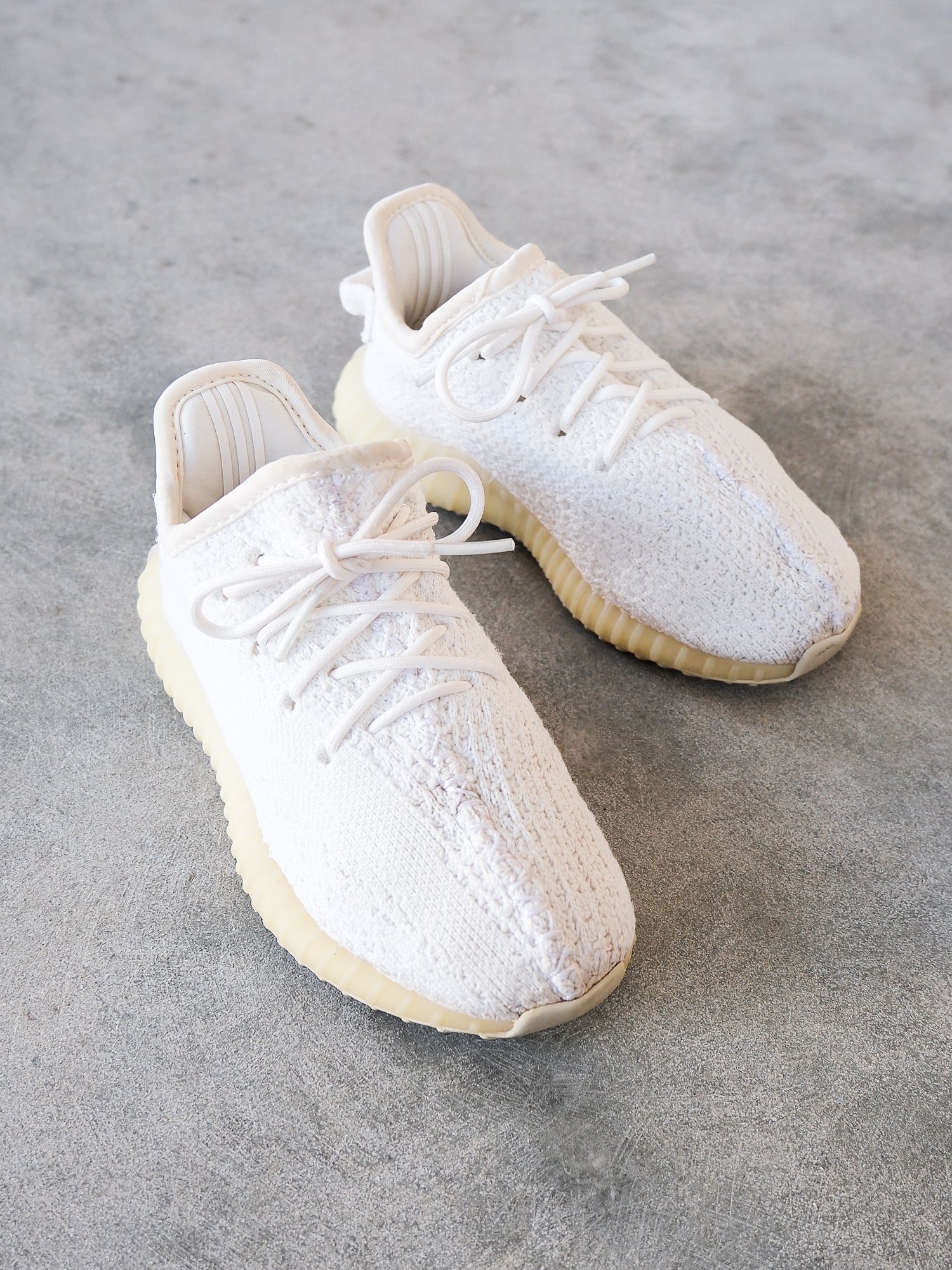 Kids Boost 350 V2 Sneakers, Size US 10K | FR 27