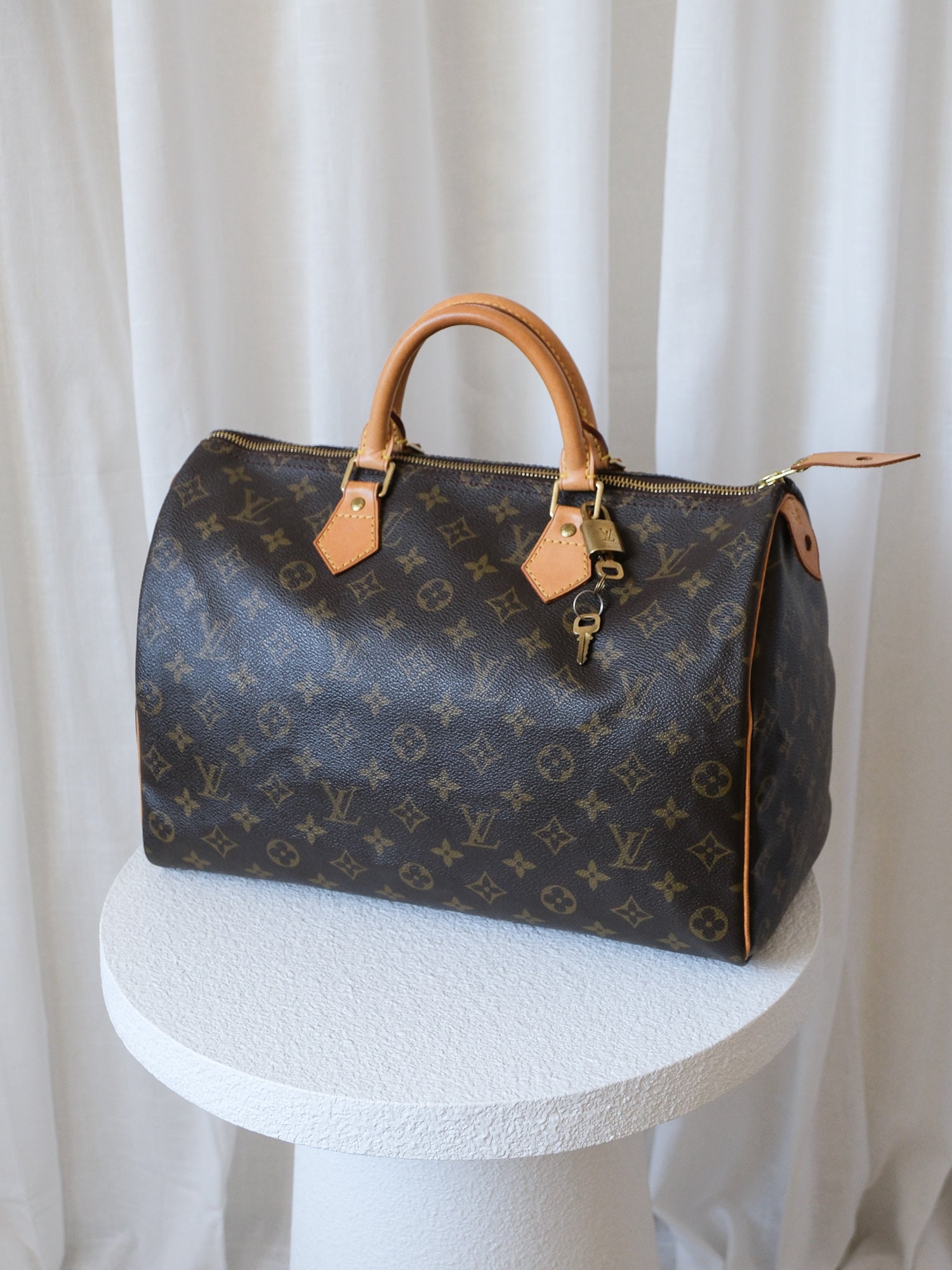 Monogram Speedy 35