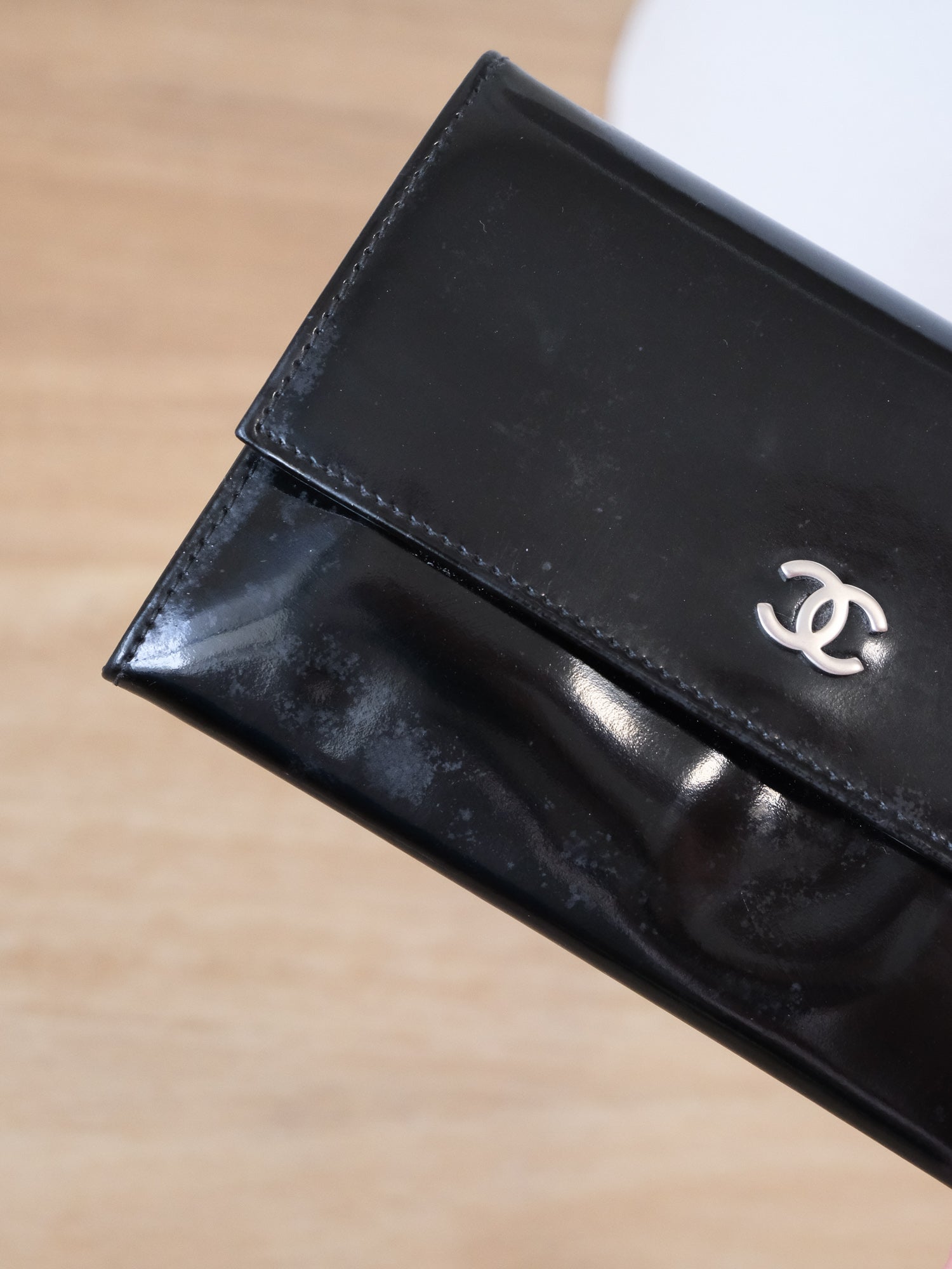 COCO Mark Patent Leather Bi-fold Wallet