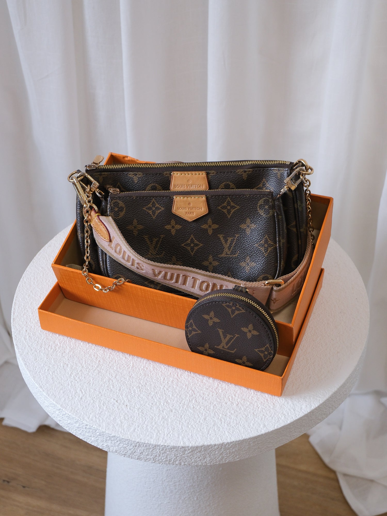 Multi Pochette Accessoires Crossbody Bag