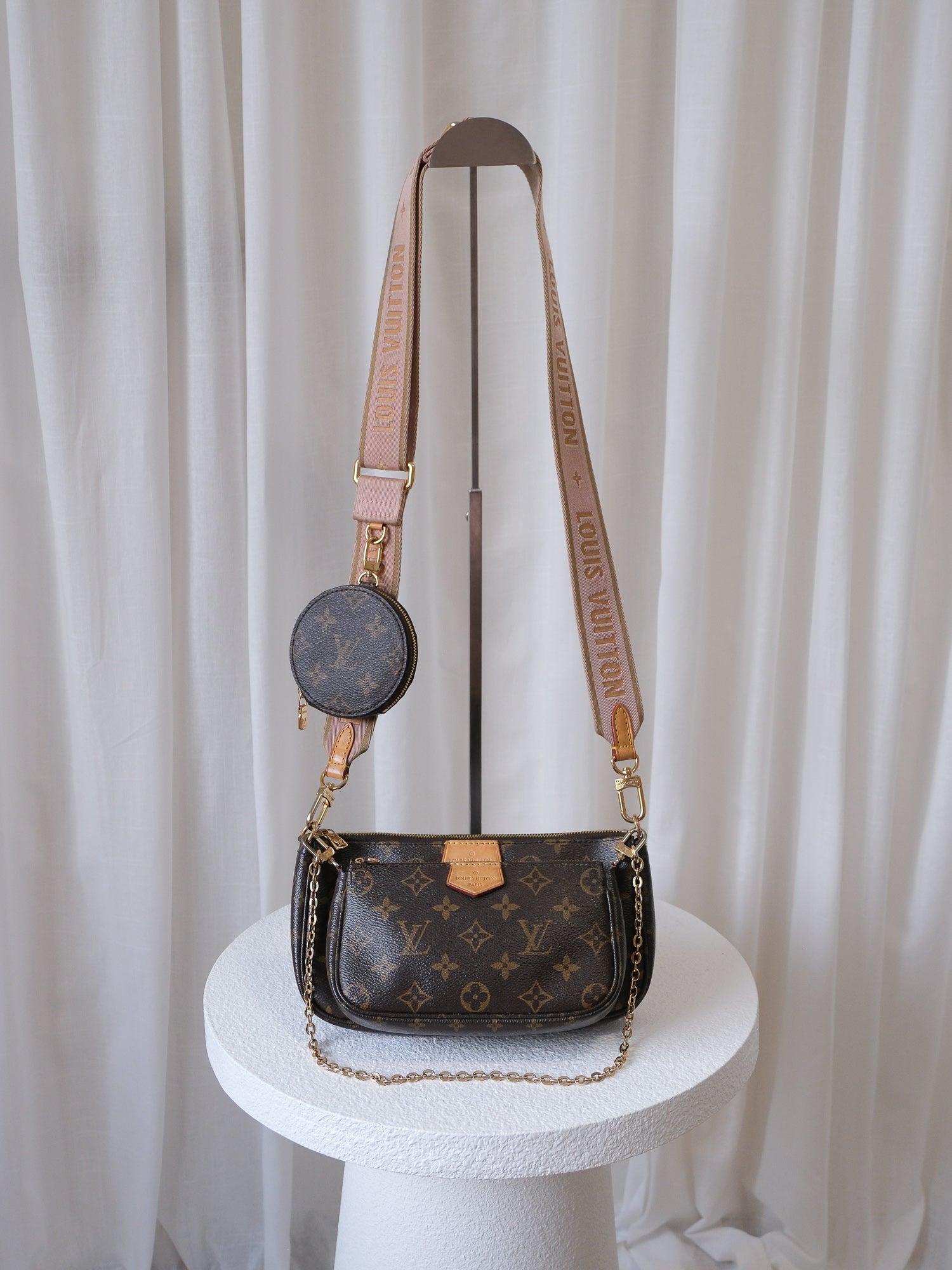 Multi Pochette Accessoires Crossbody Bag