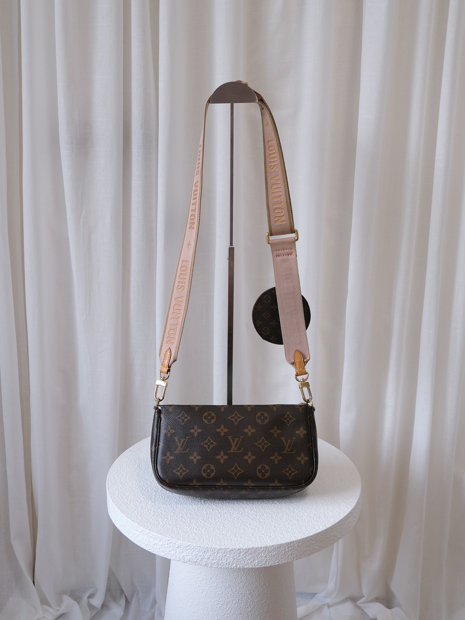 Multi Pochette Accessoires Crossbody Bag