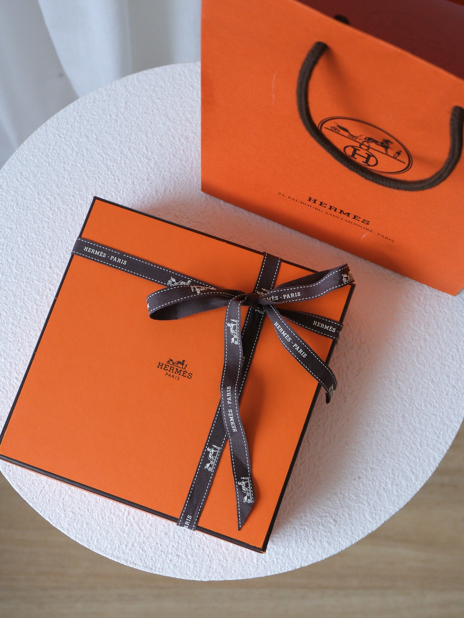 'Parures des Sables' Carré 90 Silk Scarf