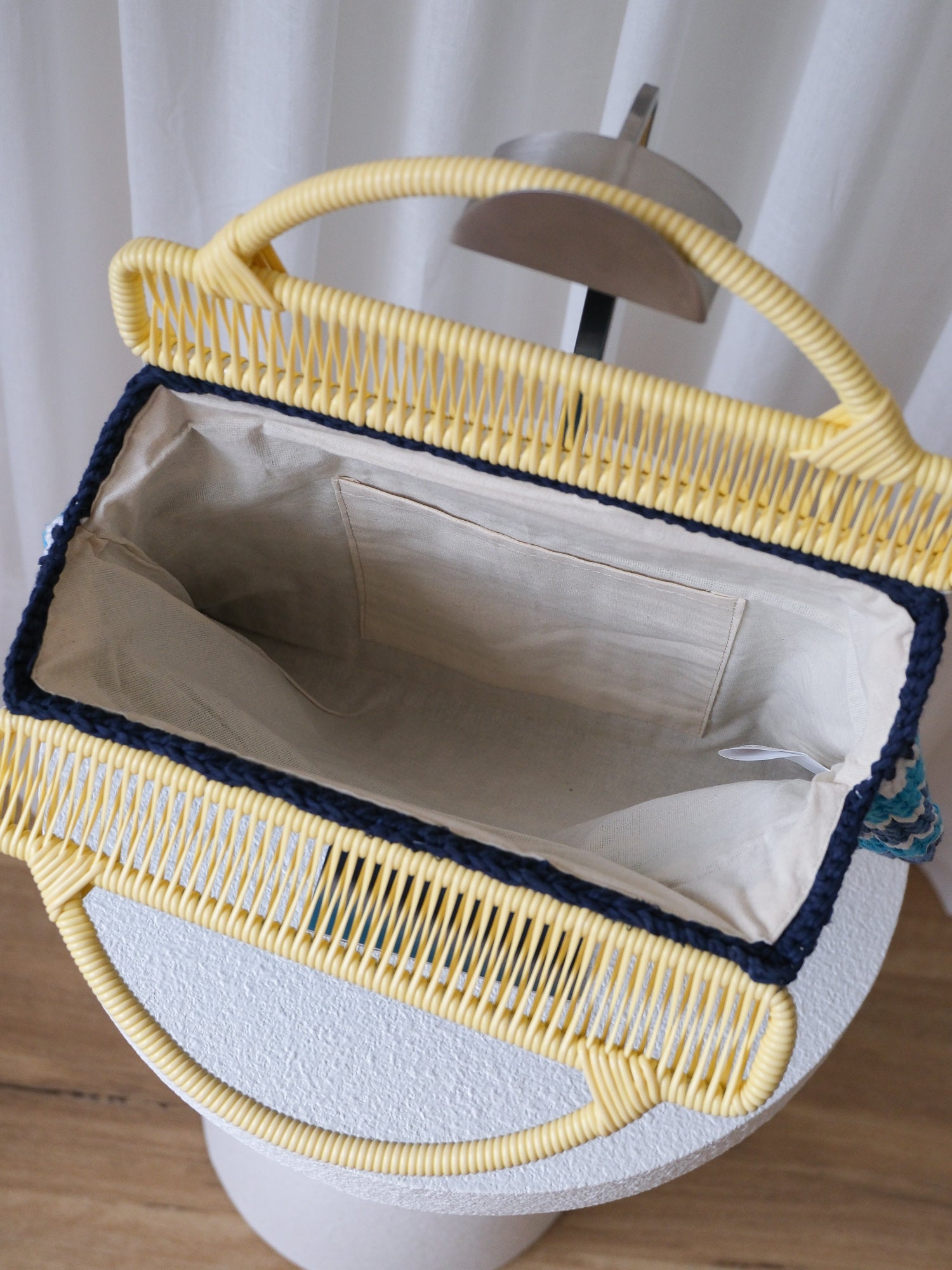 'Flower Cafe' Crochet Market Tote Bag