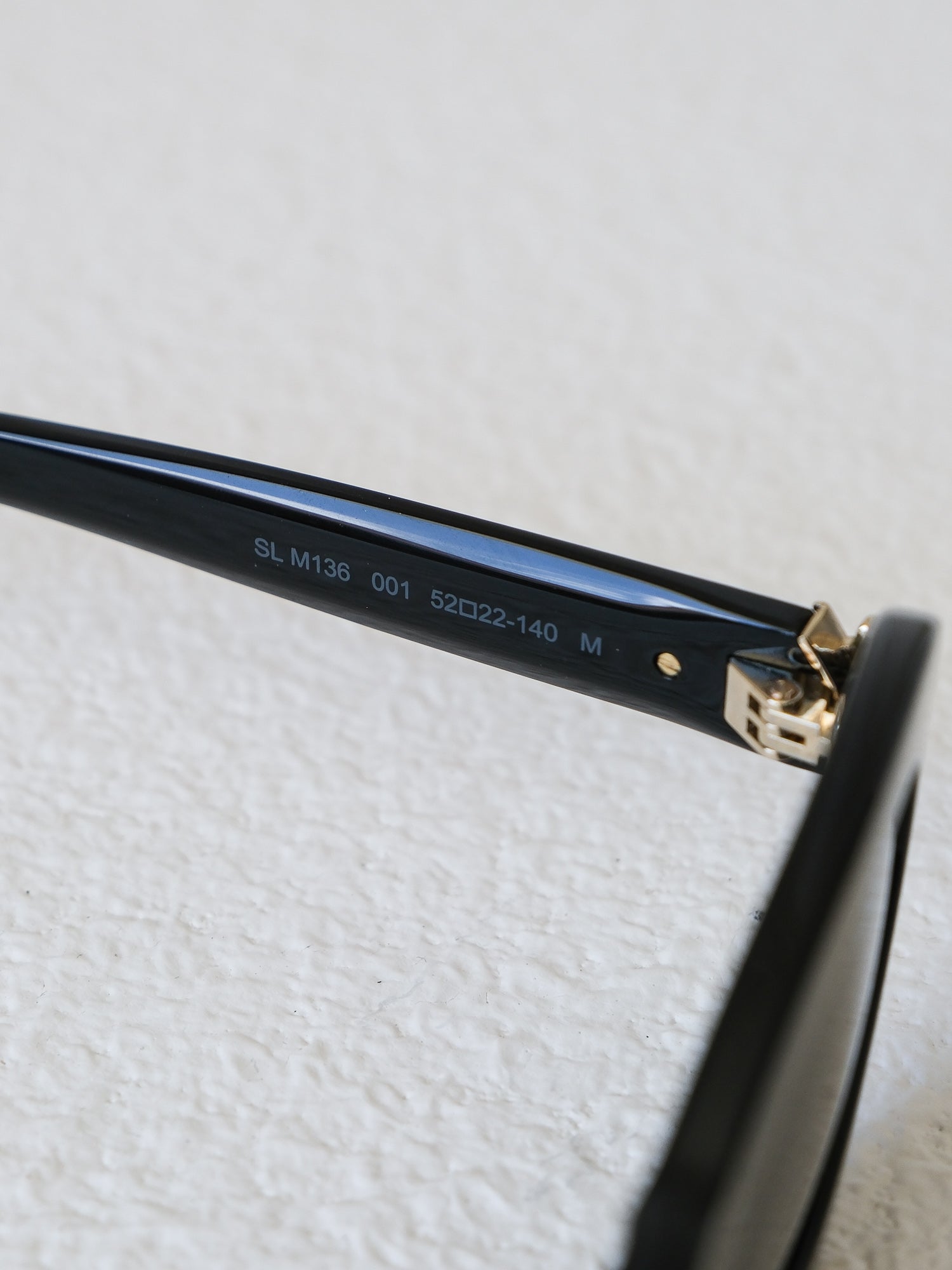 'SLM136' Cassandre Oval Sunglasses
