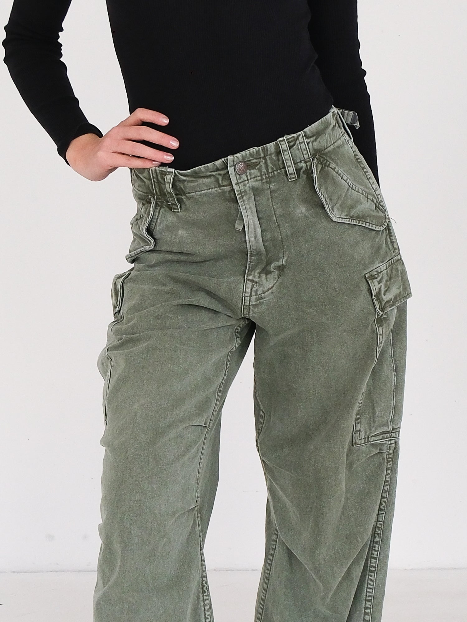 Wide Leg Cotton-twill Cargo Pants, Size 25