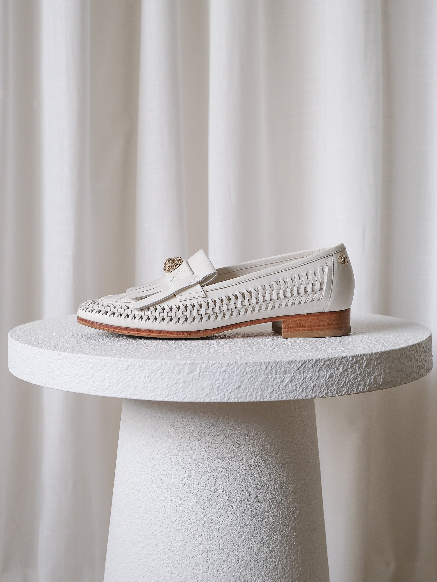 'Leo Lion' Cruise 2018 Woven Leather Loafers, Size 37C