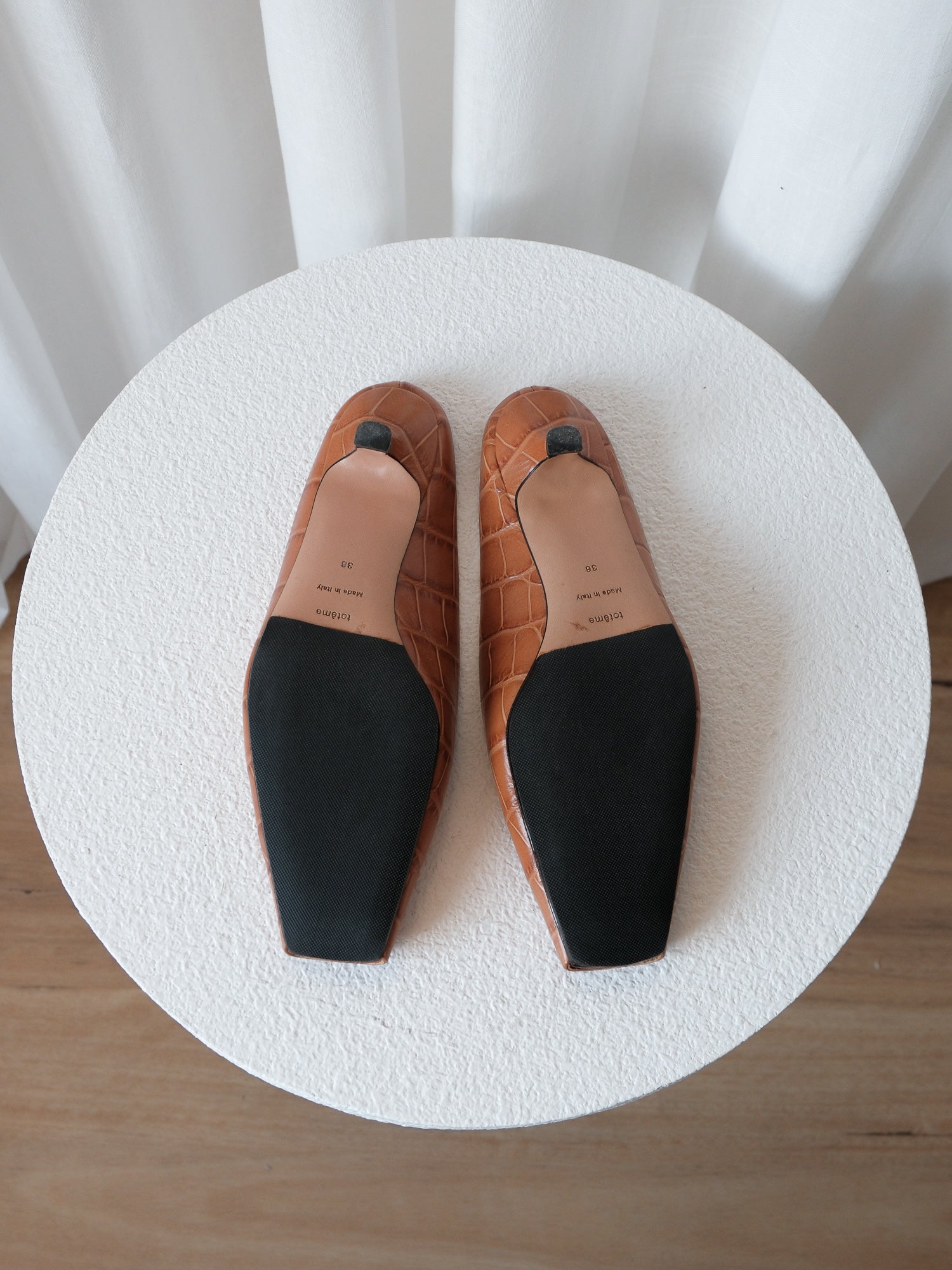 'The Mule' Croc Embossed Kitten Heels, Size 36
