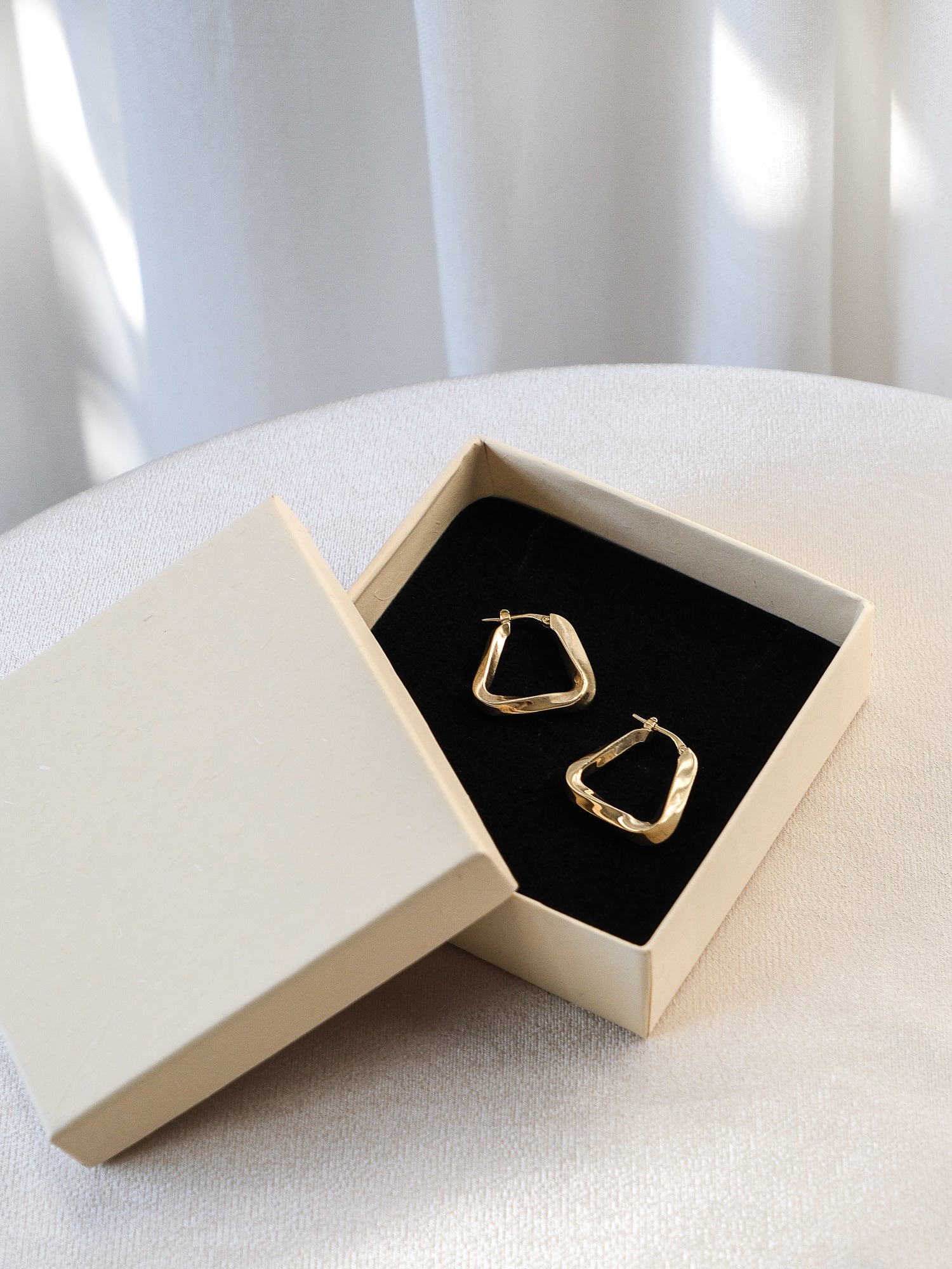 Small Twist Triangle Hoop Earrings