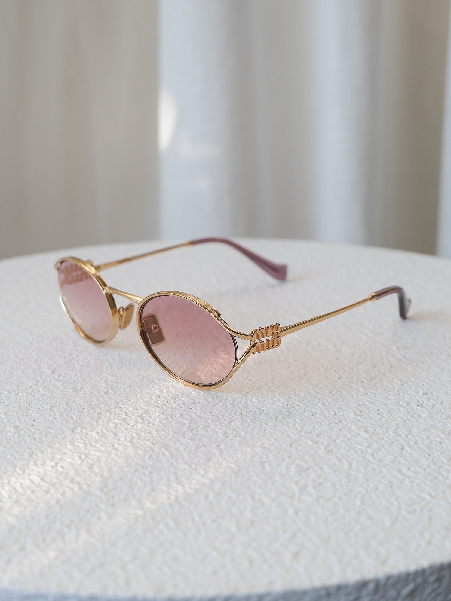 'MU 52YS' Pink Beg Shaded Lens Sunglasses