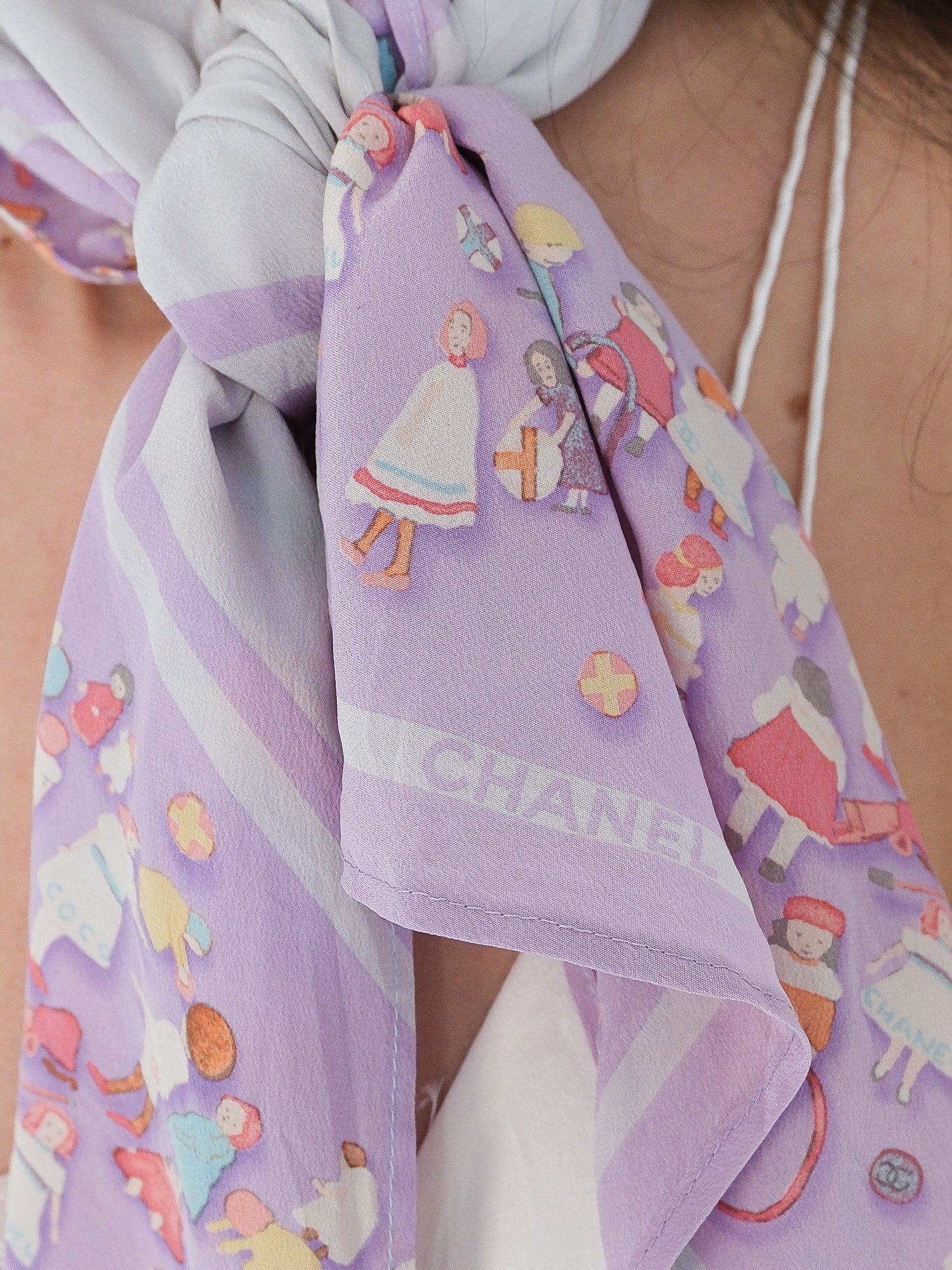 Vintage 'Poupées' Print Silk Neck Scarf