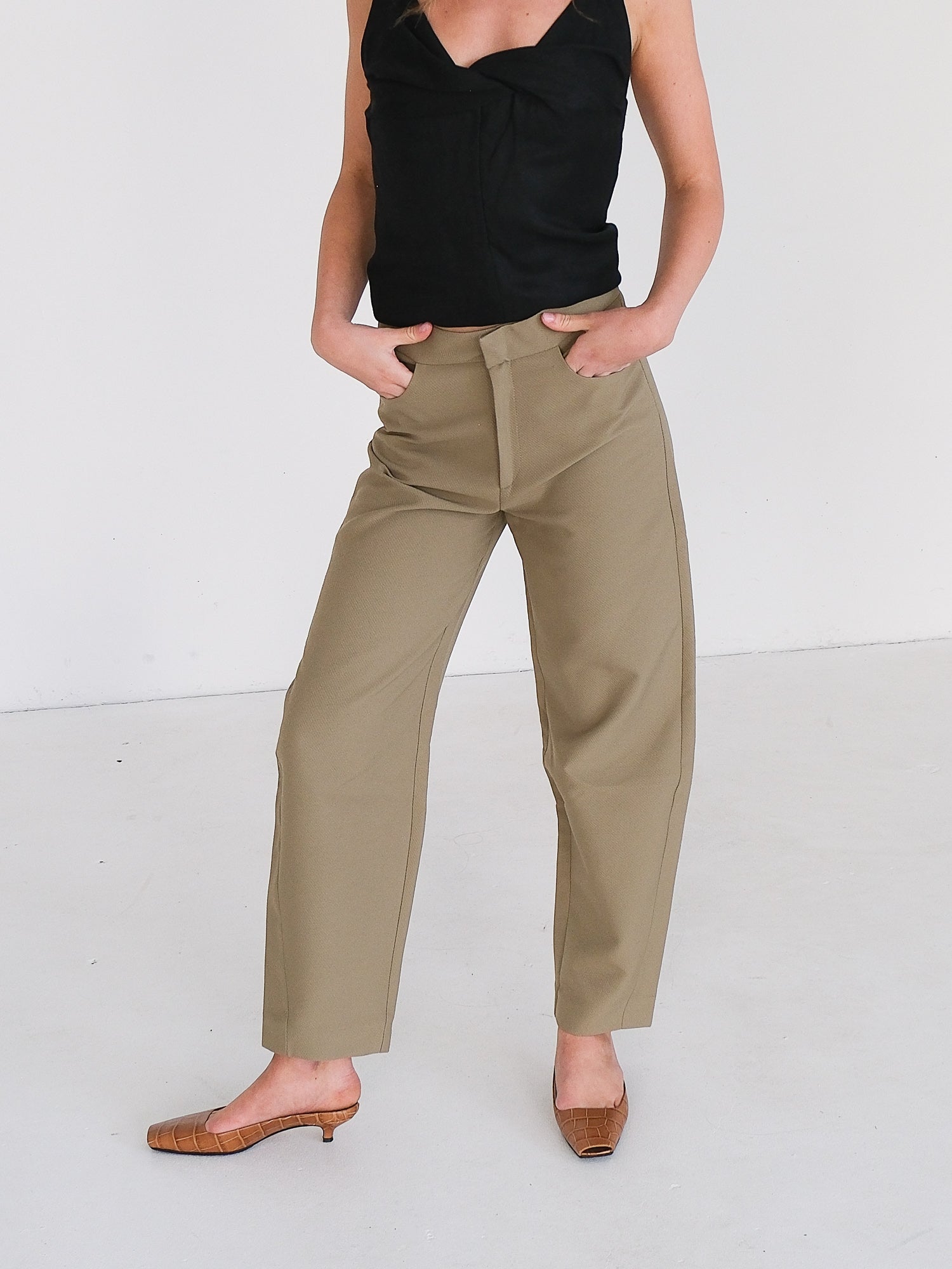 'Novara' Barrel-Leg Trousers, Size S | AU 8