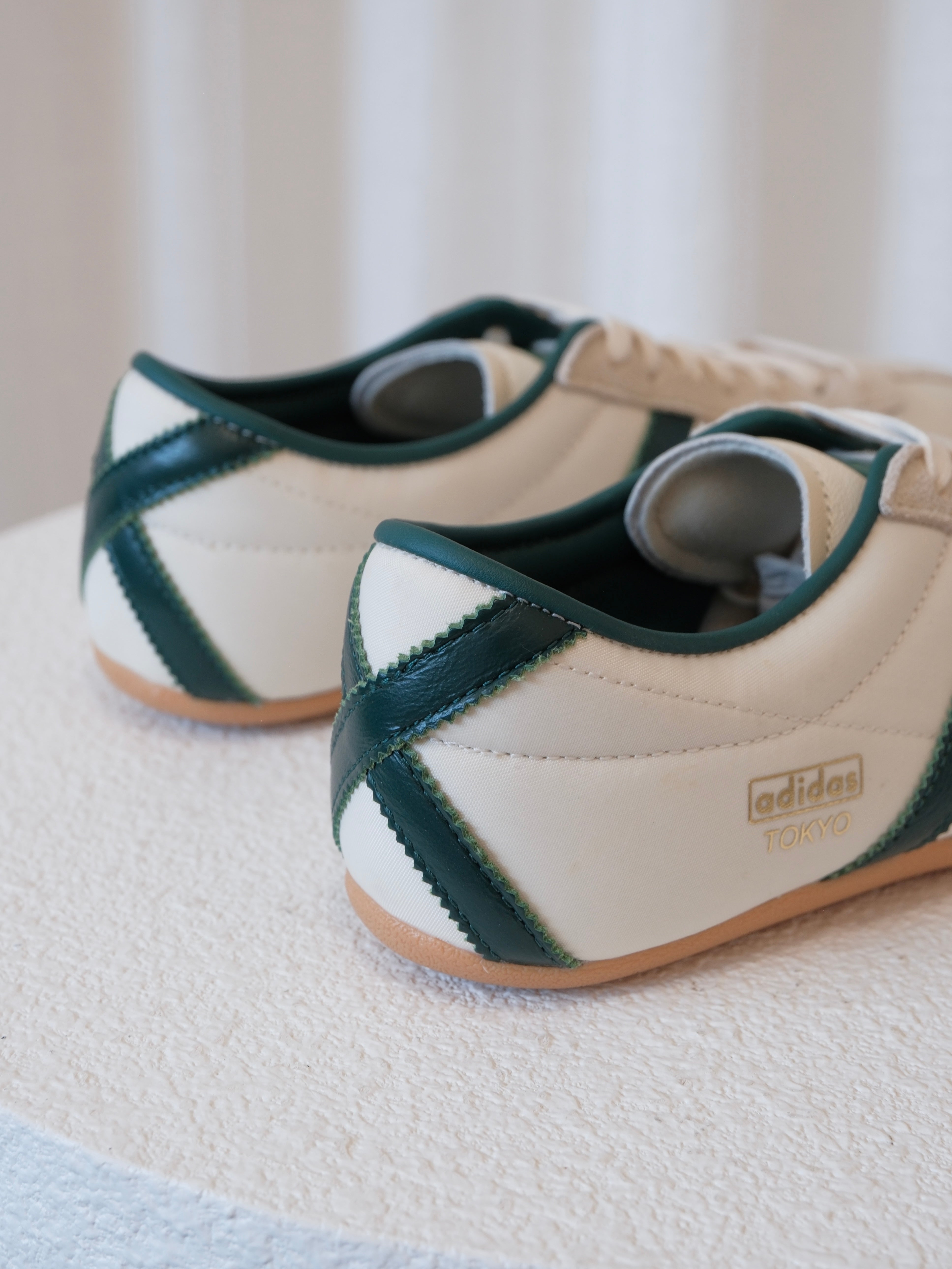 'Tokyo' Shoes, Size US M6 | W7