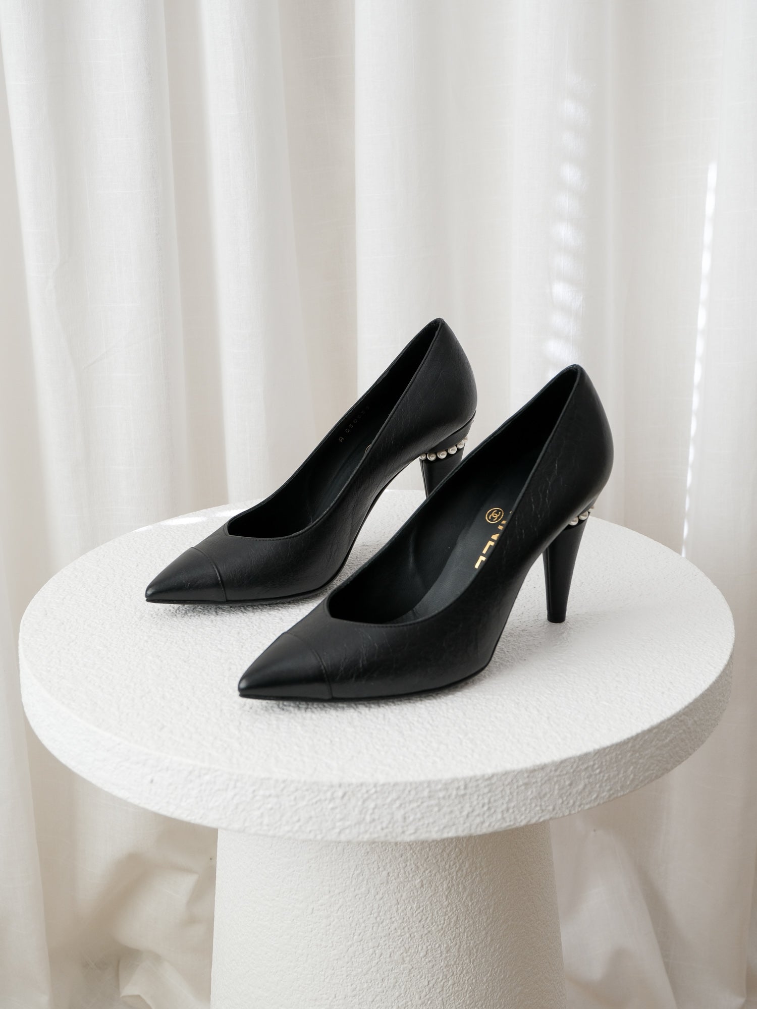Cruise 2015 Pearl Embellished Pumps, Size 36.5C