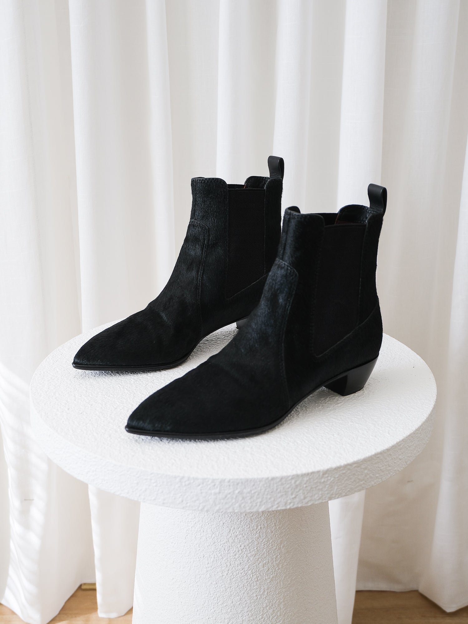 Ponyhair Chelsea Boots, Size 37