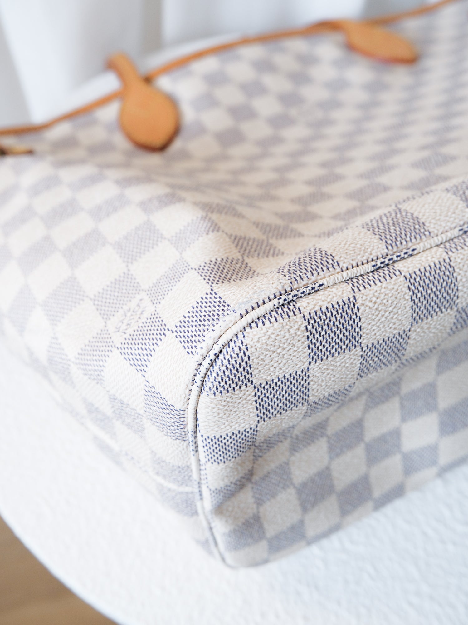 'Neverfull' MM Damier Azur Canvas Tote Bag