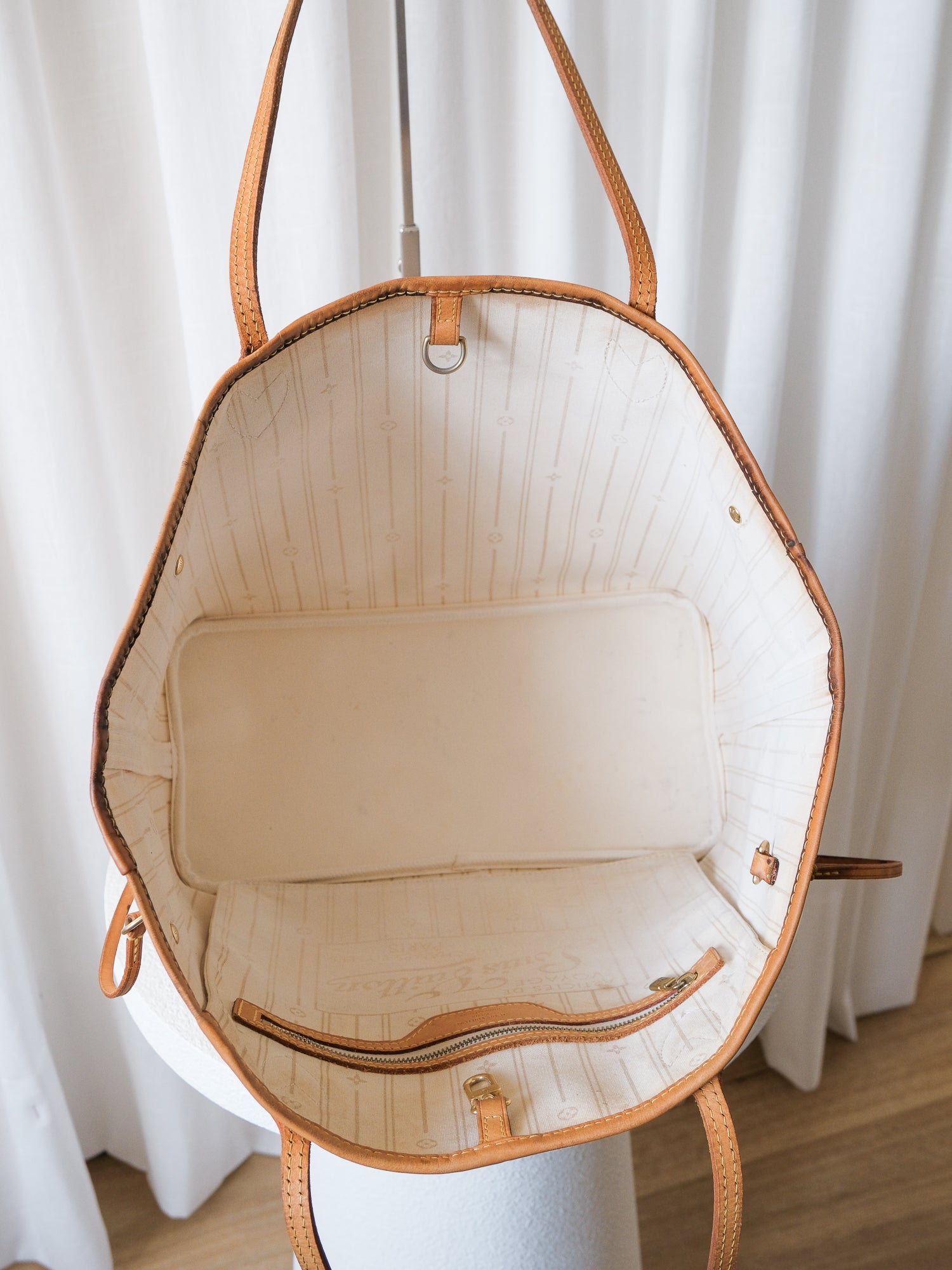 'Neverfull' MM Damier Azur Canvas Tote Bag