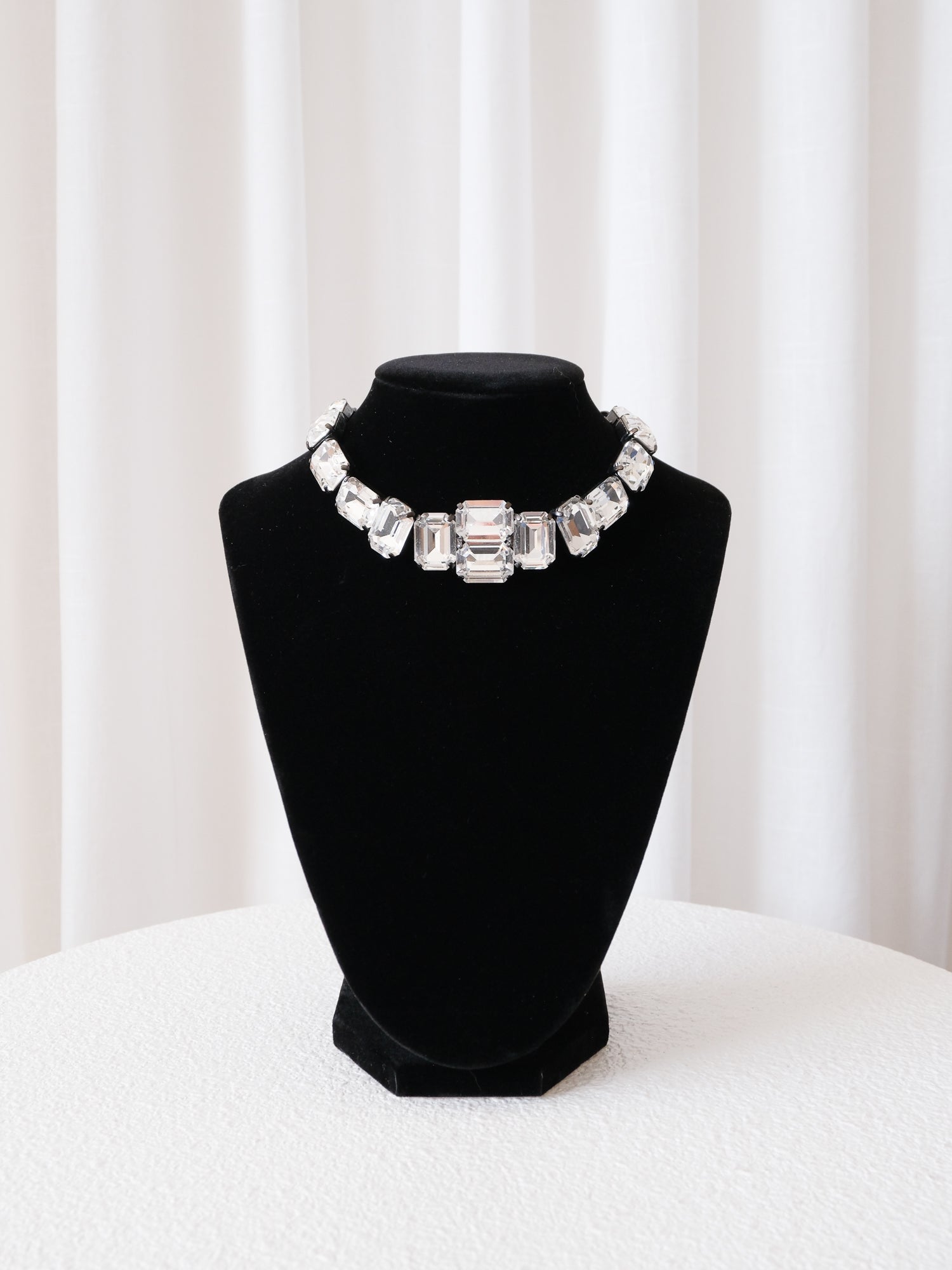 'Dynasty Sior' Crystal Choker Necklace