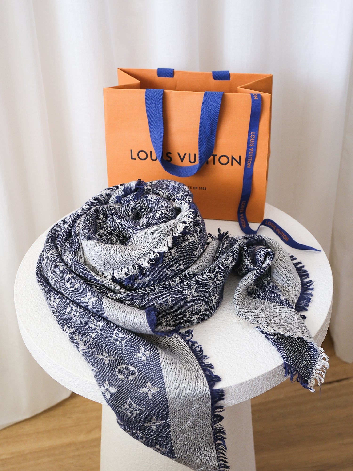 M71376 Monogram Denim Shawl