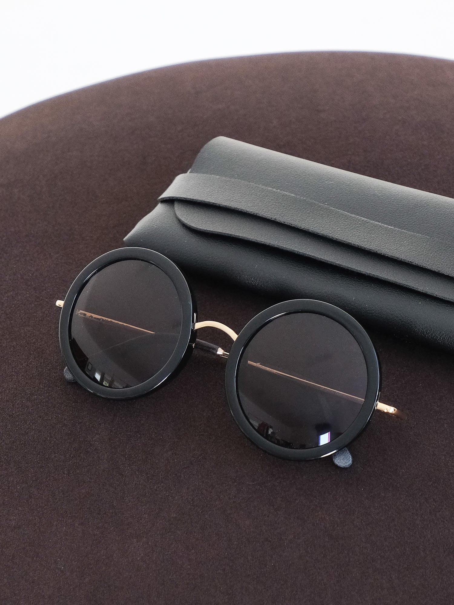 'ROW 8' Round Rim Sunglasses