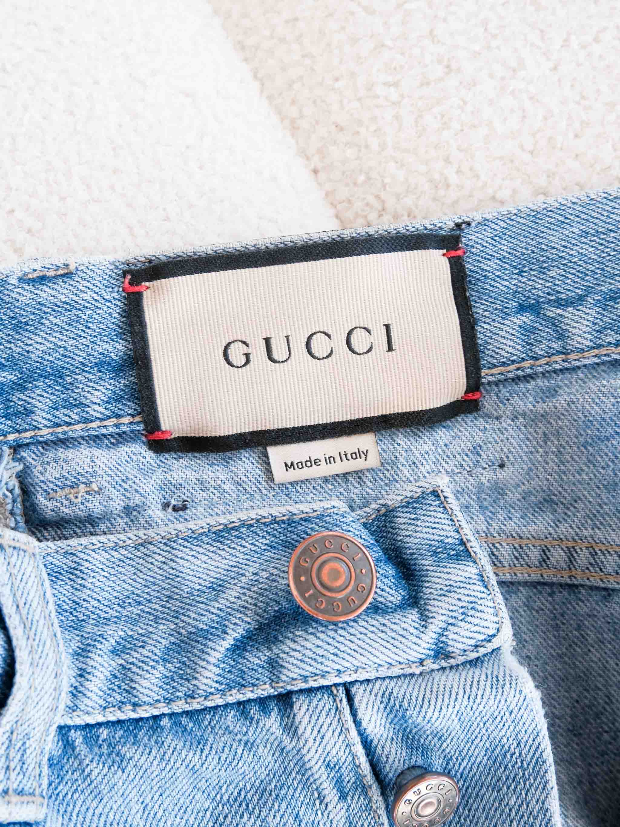 Cat-Embroidered Denim Shorts, Size 26