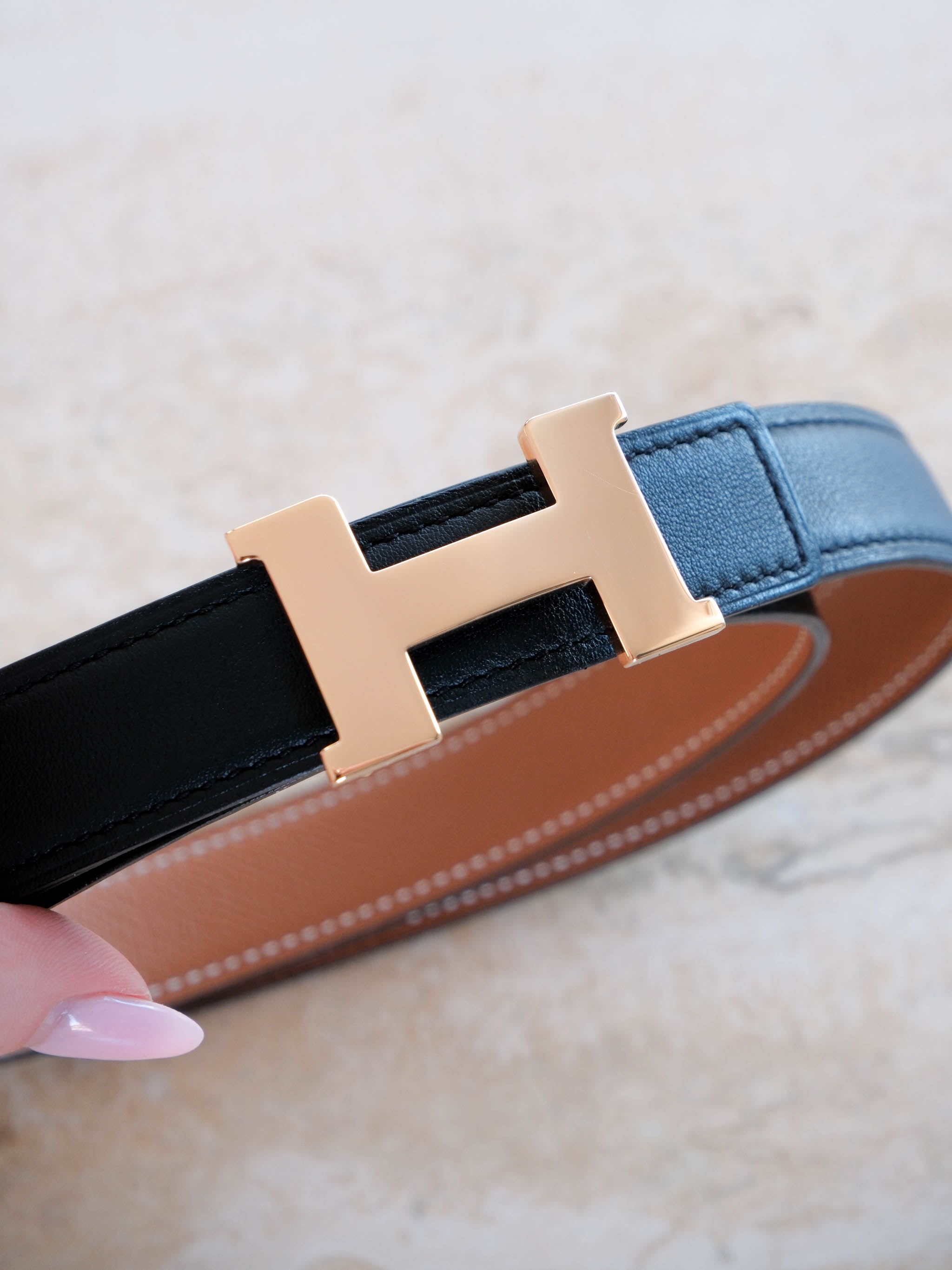 Mini Constance Belt Buckle & Reversible Leather Strap 24mm, Size 90