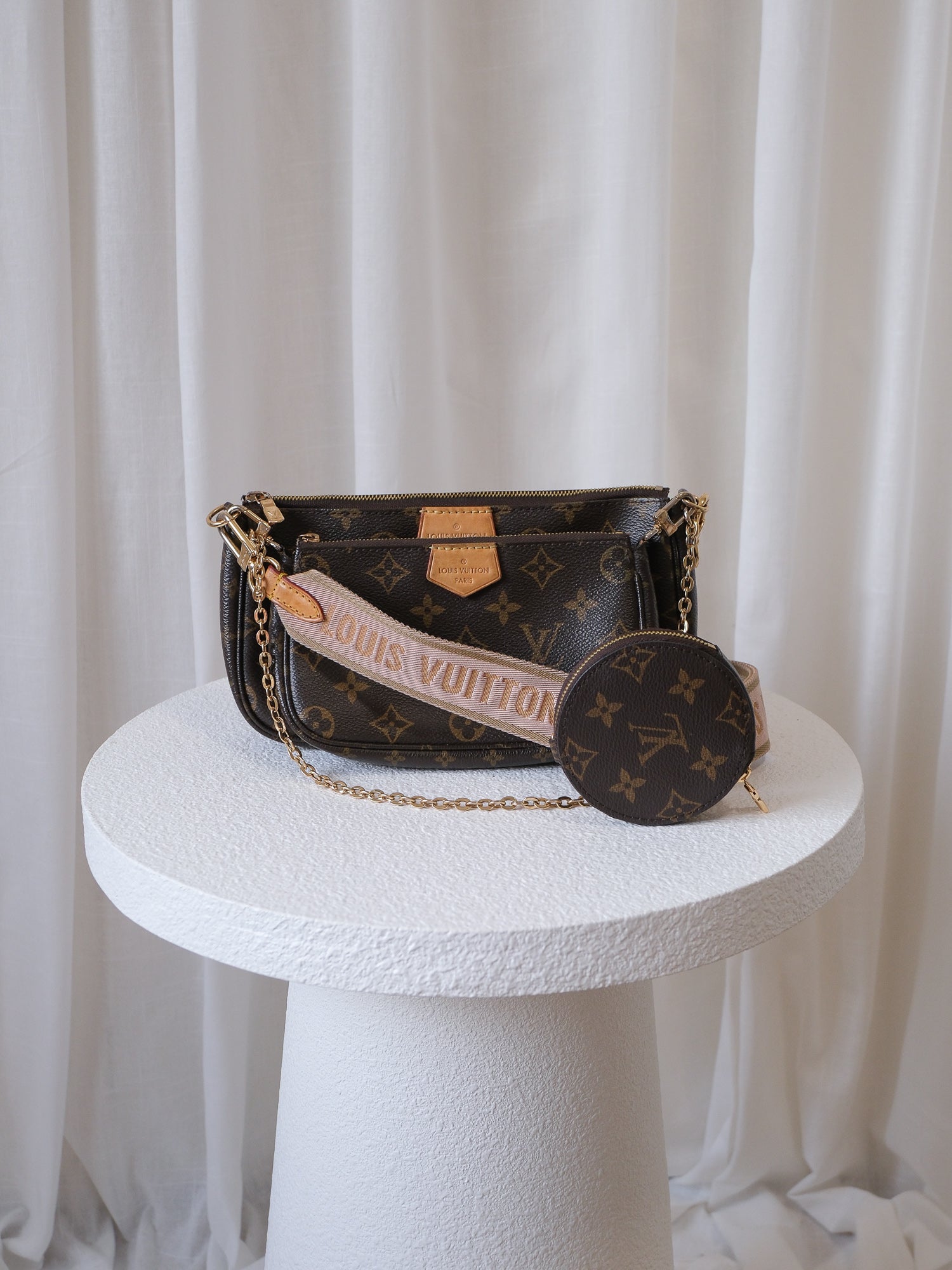 Multi Pochette Accessoires Crossbody Bag