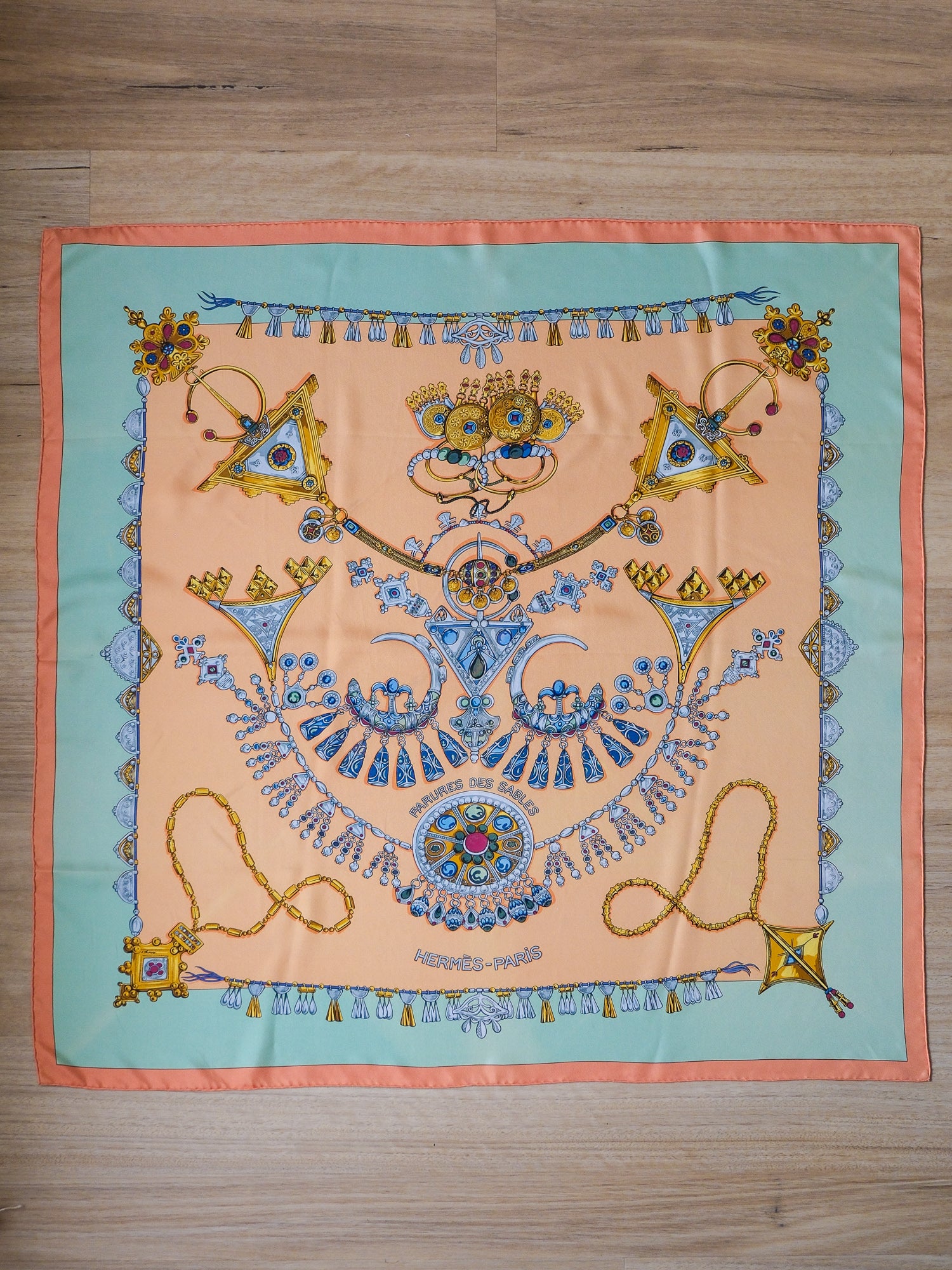 'Parures des Sables' Carré 90 Silk Scarf