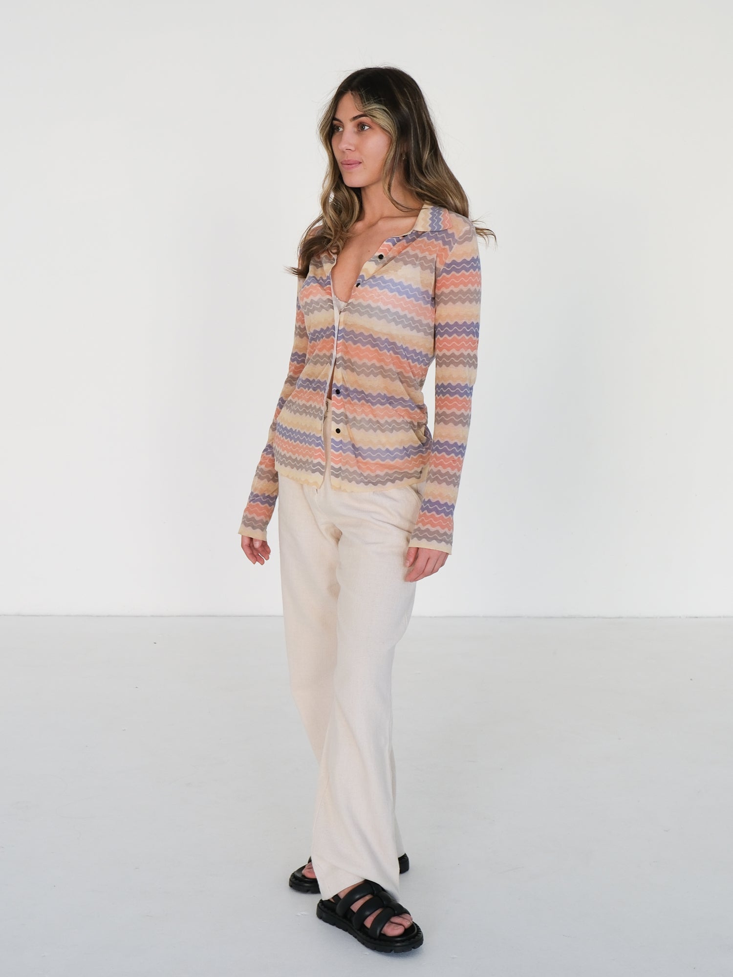 Multi SIR. The Label 'Zuri' Button Up Top, Size 3 | AU 12