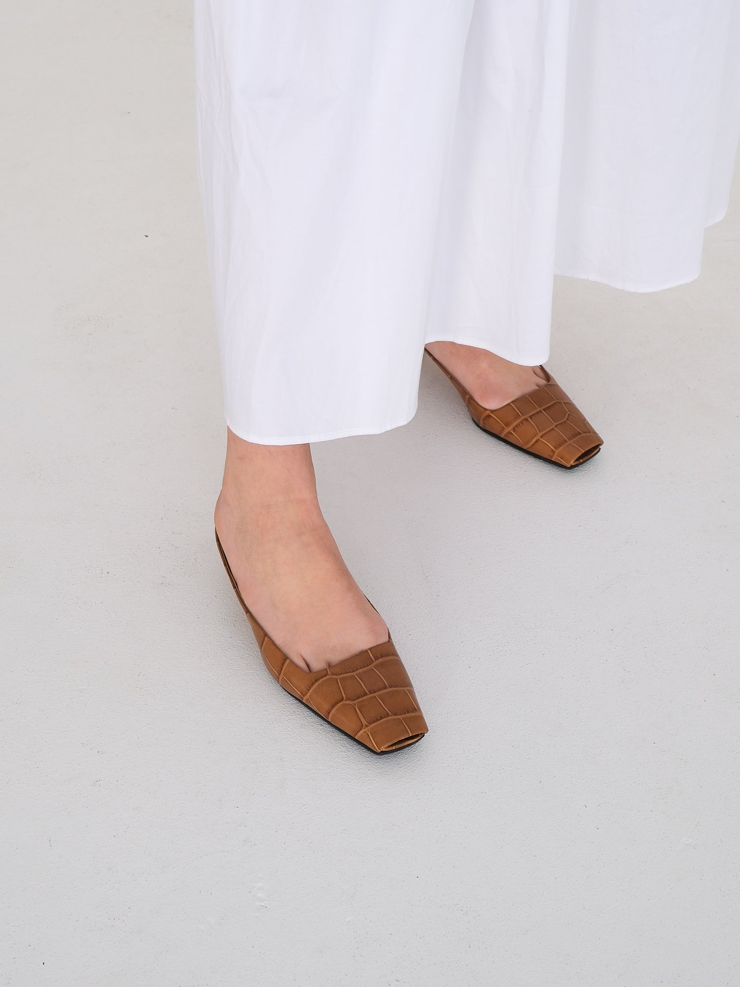 'The Mule' Croc Embossed Kitten Heels, Size 36