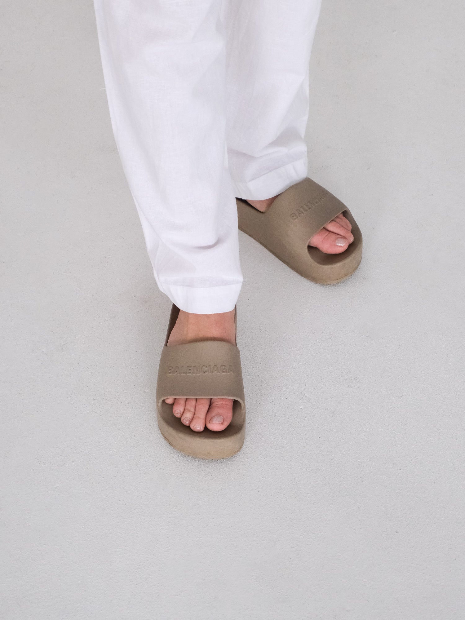 Chunky Logo-Embossed Rubber Pool Slides, Size 38