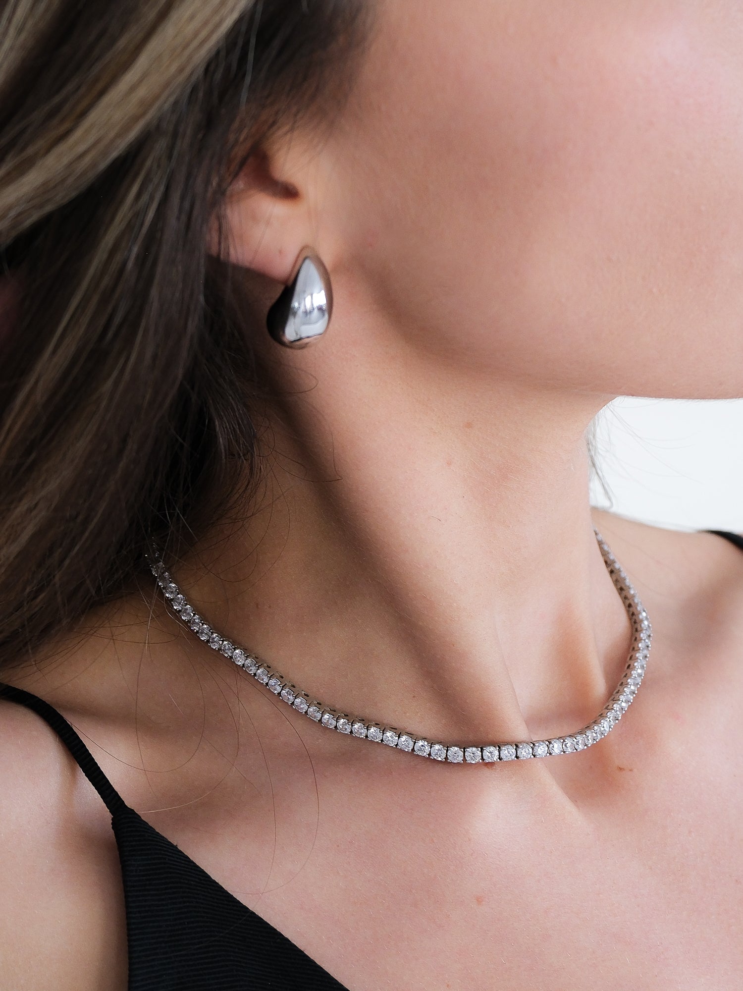 Small Teardrop Stud Earrings