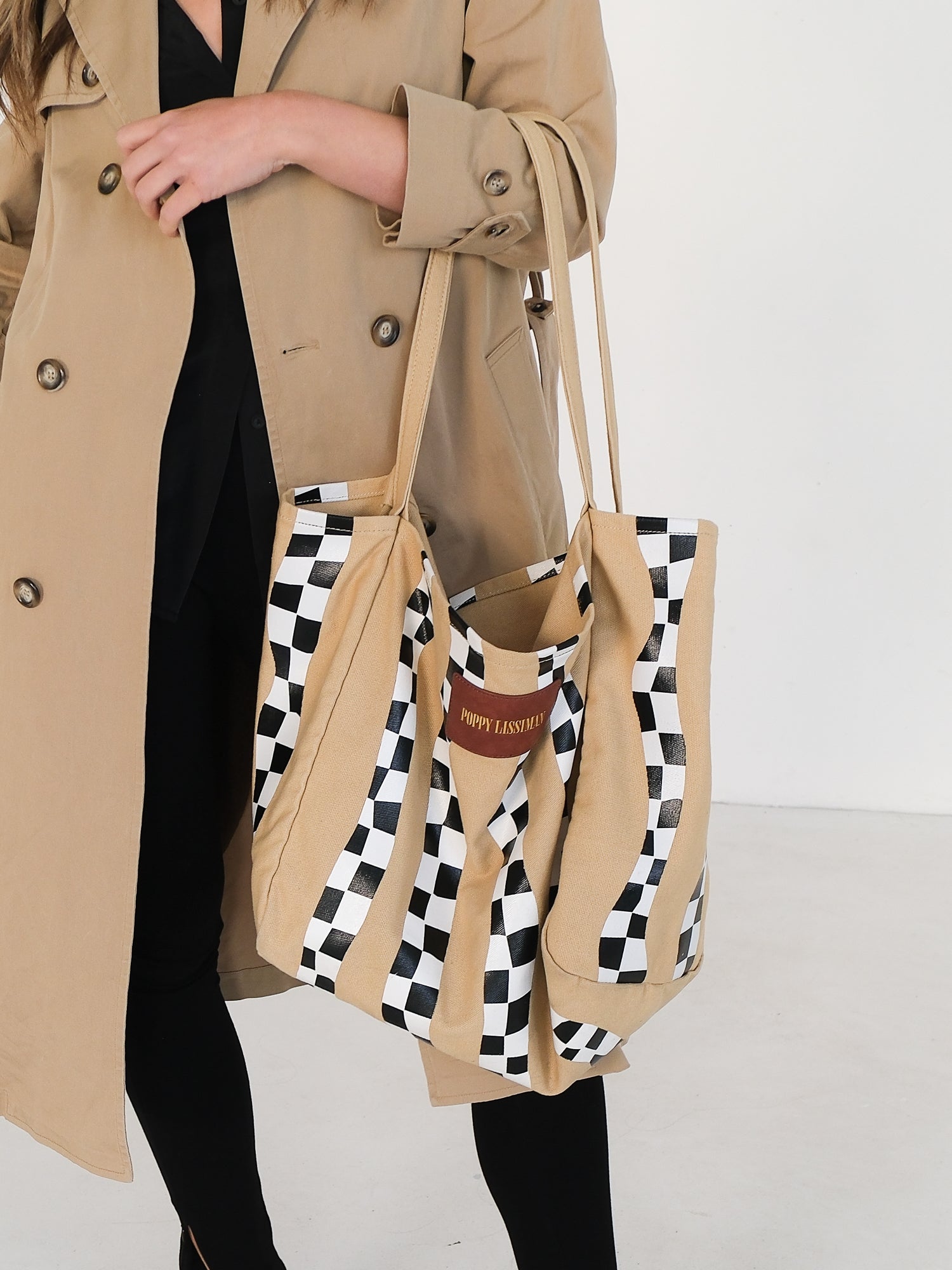 'Polanco' Taxi Squiggle Sand Tote Bag